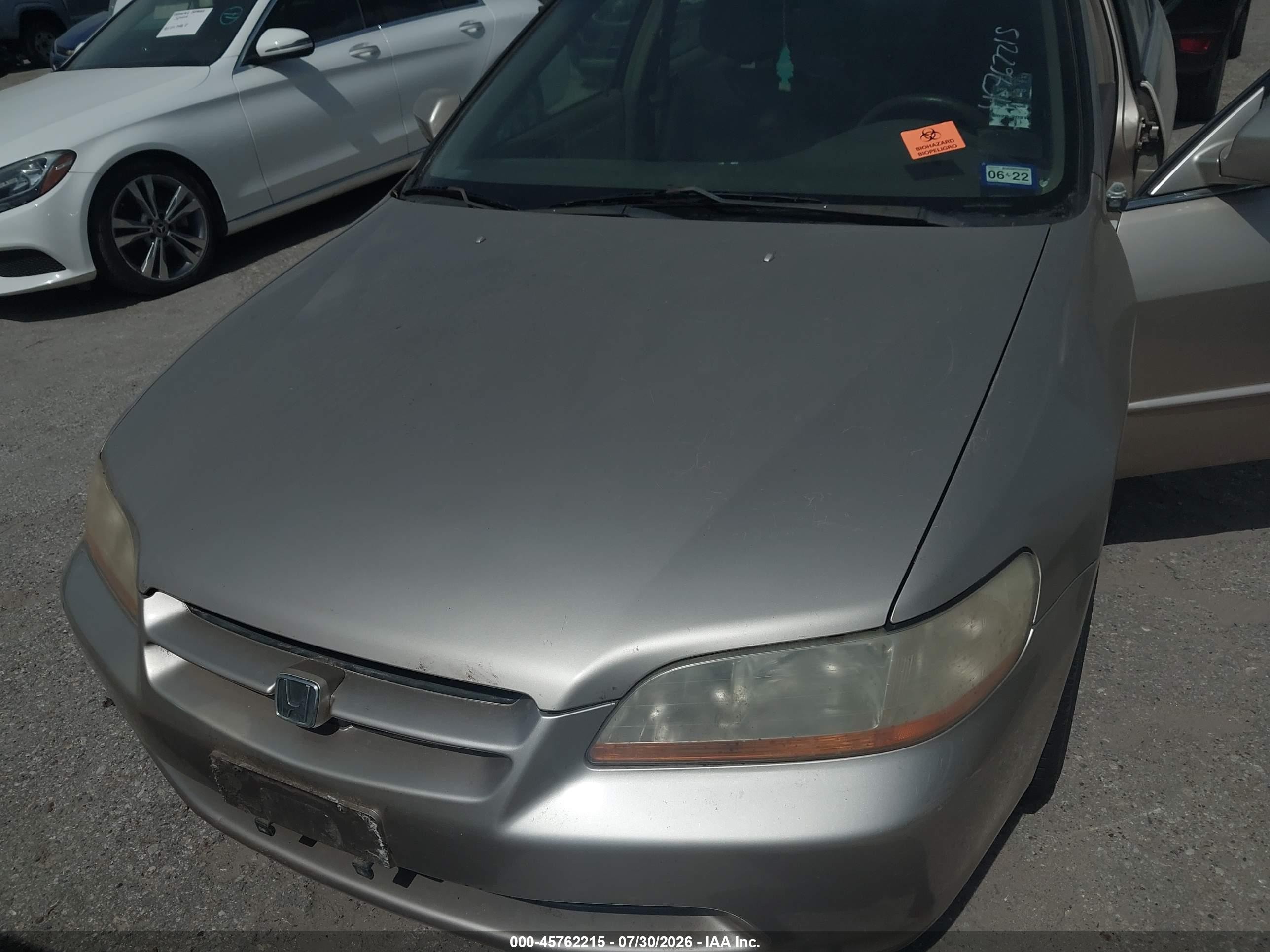 2000 Honda Accord 3.0 Ex Золотой vin: 1HGCG1659YA060318