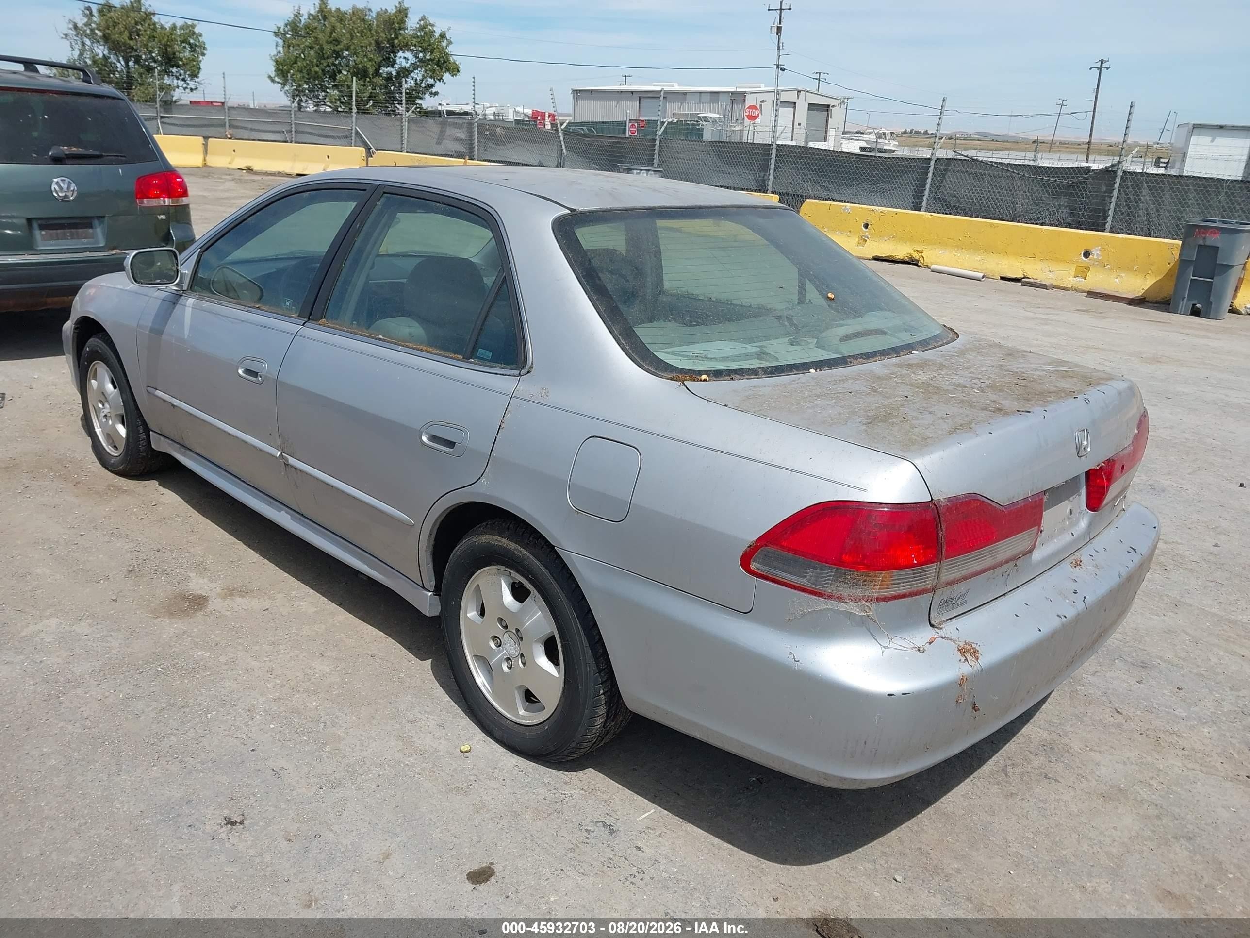 2001 Honda Accord 3.0 Ex Silver vin: 1HGCG165X1A027964