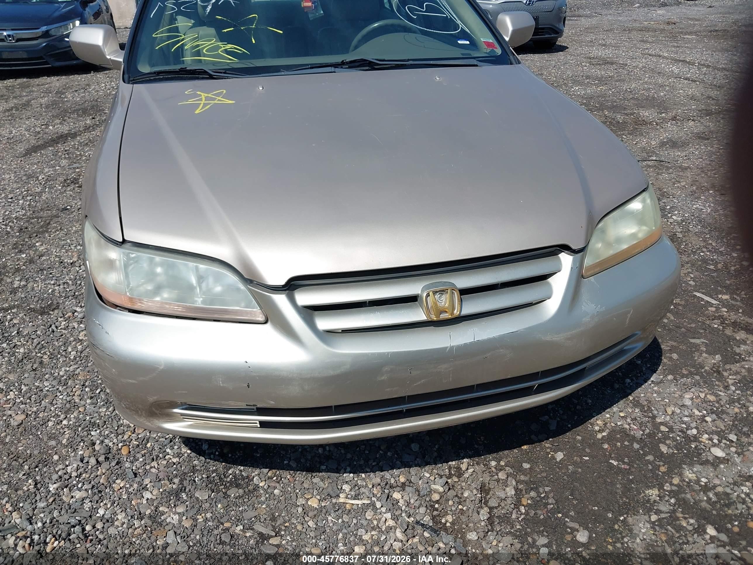2002 Honda Accord 3.0 Ex Gold vin: 1HGCG165X2A009322