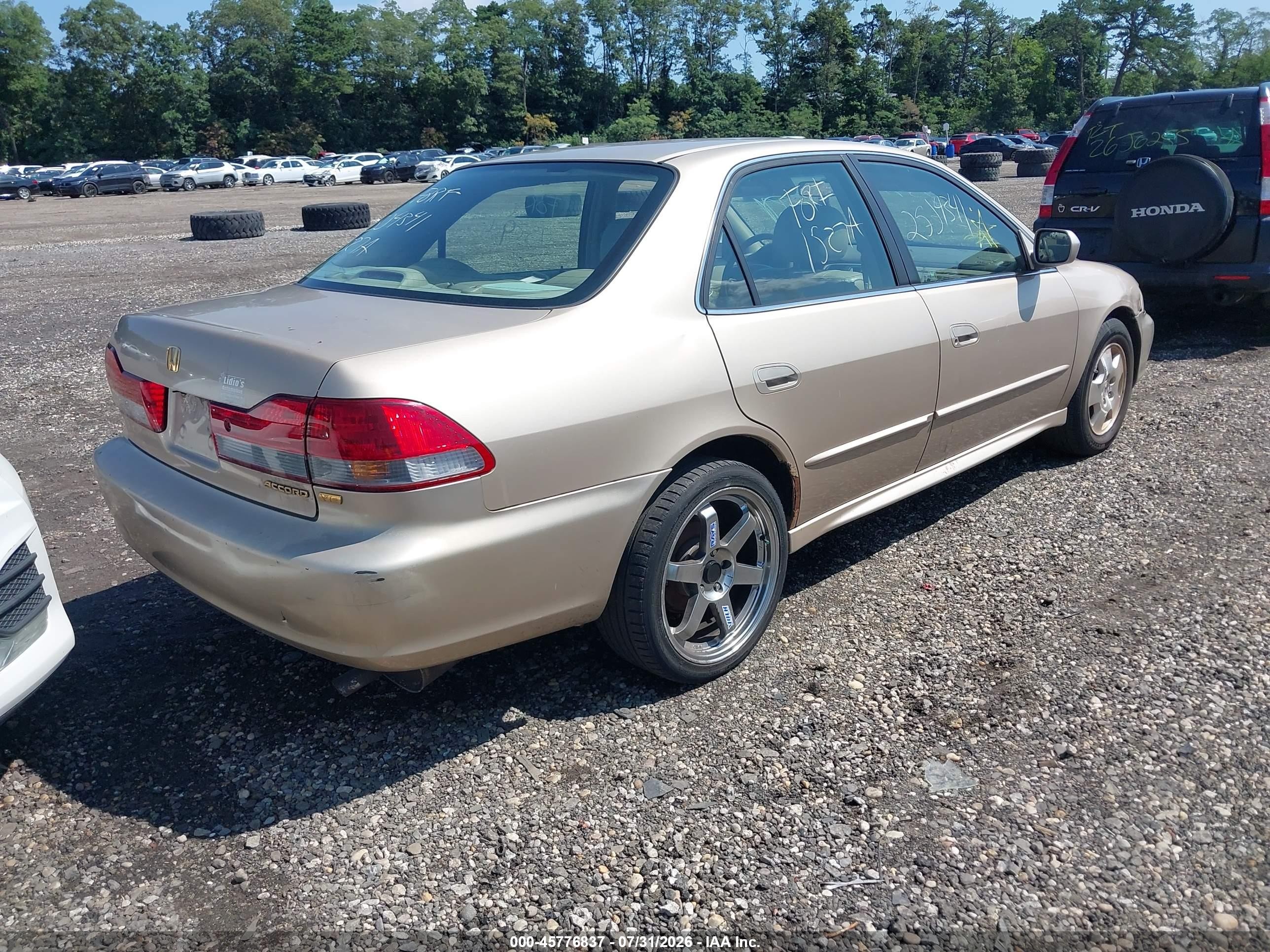 2002 Honda Accord 3.0 Ex Gold vin: 1HGCG165X2A009322