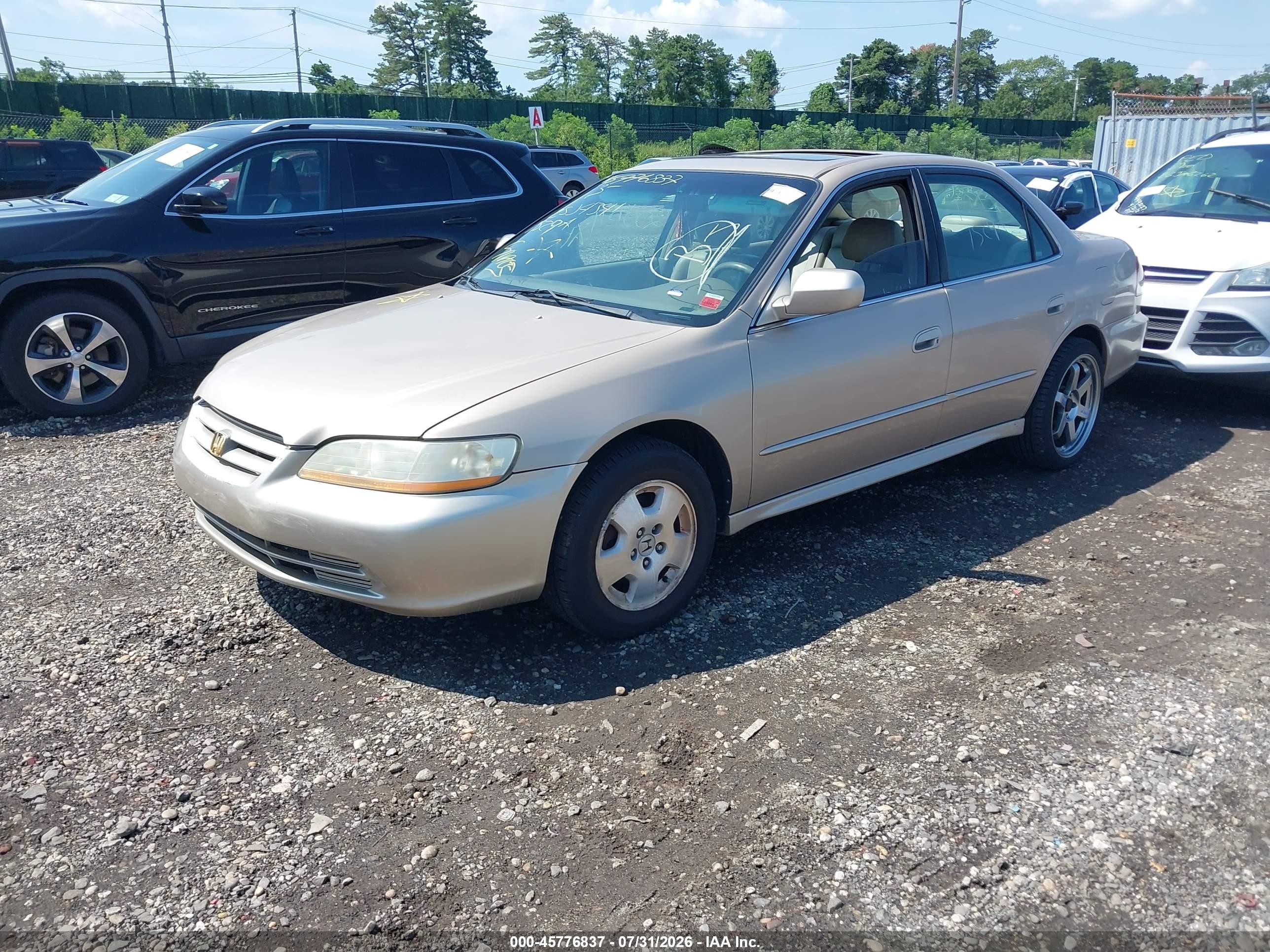 2002 Honda Accord 3.0 Ex Gold vin: 1HGCG165X2A009322