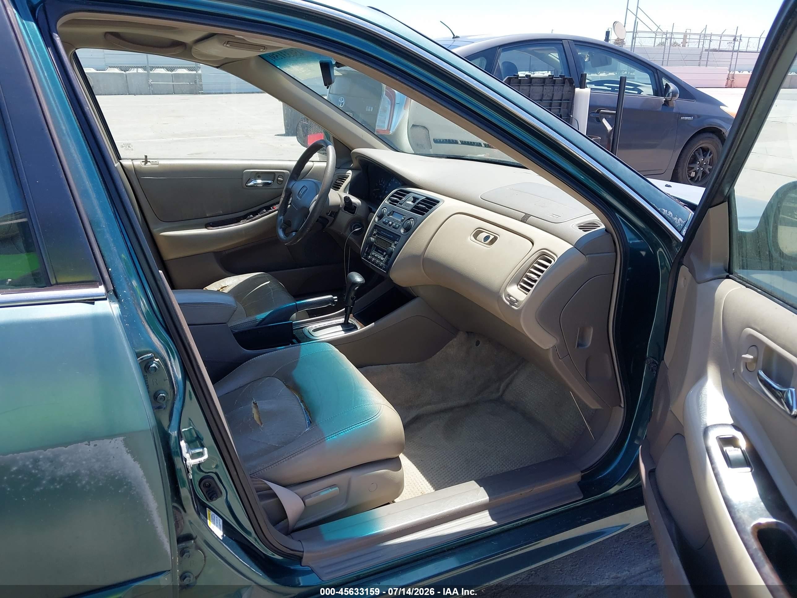 2002 Honda Accord 3.0 Ex Зеленый vin: 1HGCG165X2A020501