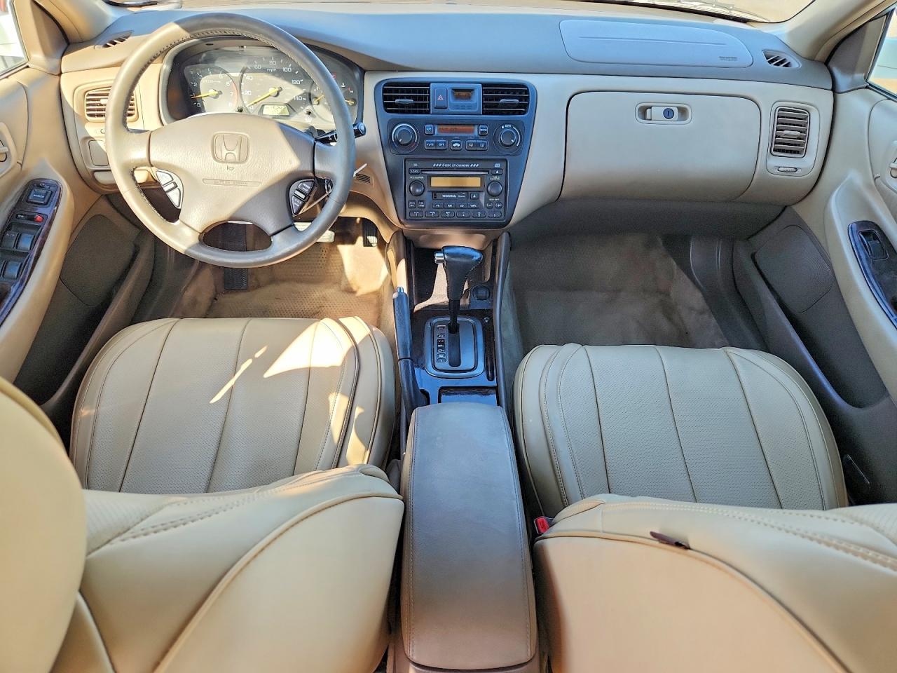 2002 Honda Accord Ex White vin: 1HGCG165X2A043051