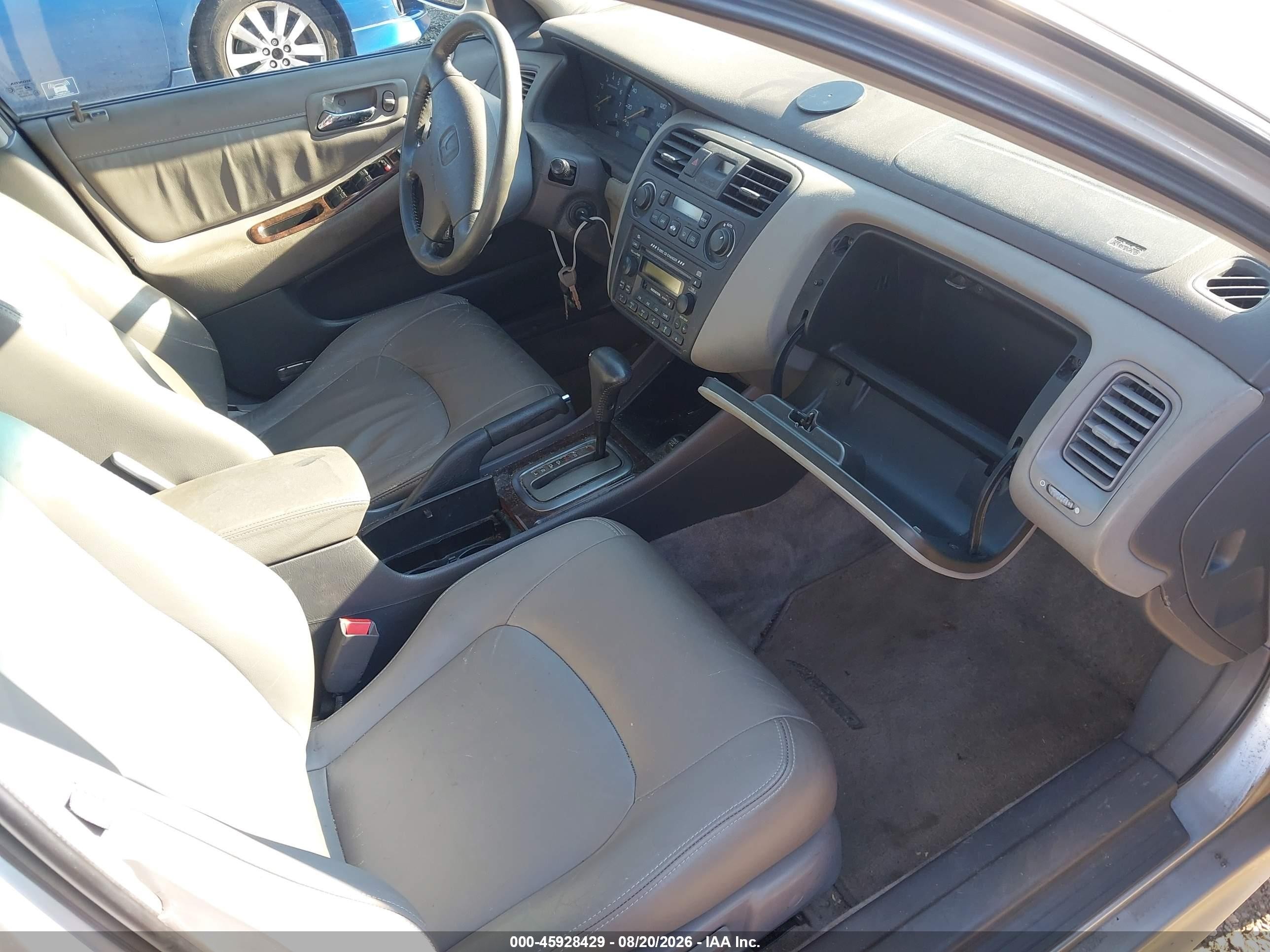 2002 Honda Accord 3.0 Ex Серебряный vin: 1HGCG165X2A071089