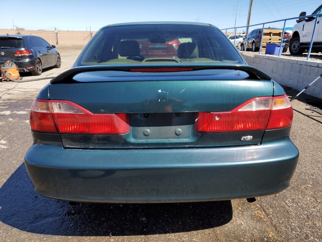 1HGCG165XWA063998 — 1998 HONDA ACCORD History & VIN | AutoHelperBot