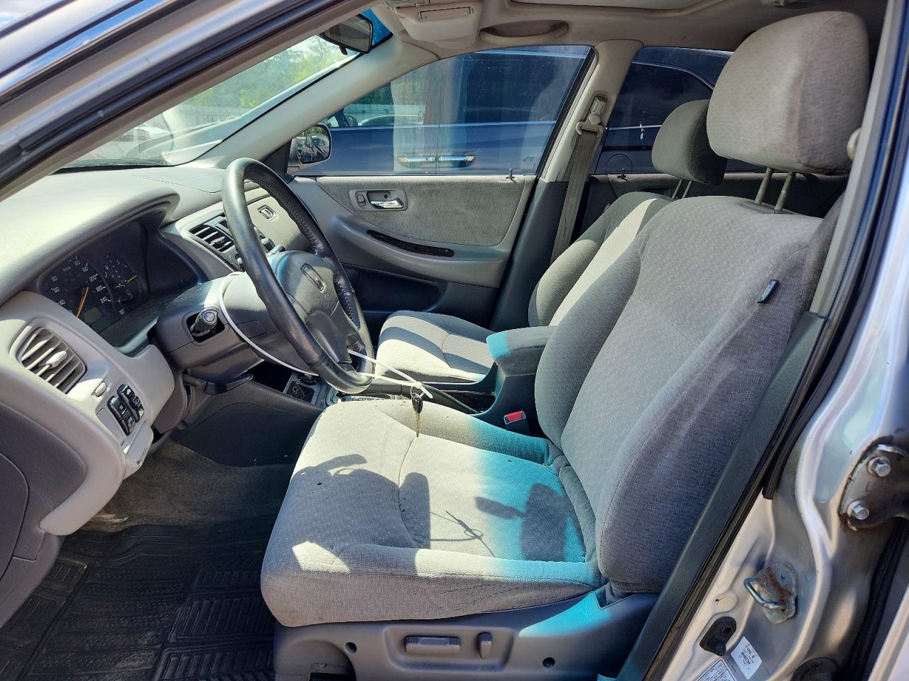 2002 Honda Accord Se Silver vin: 1HGCG16622A805684