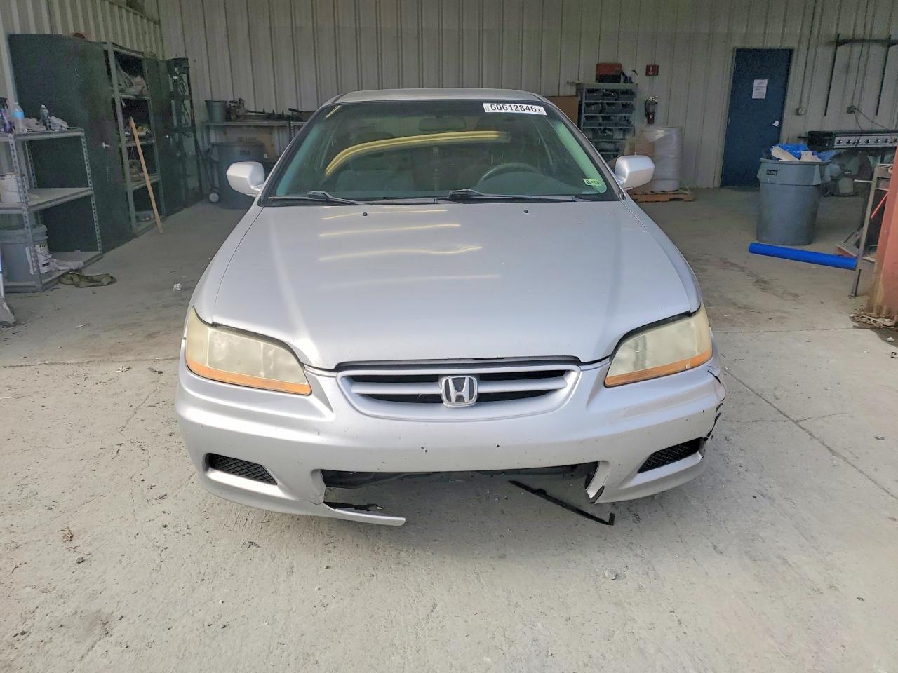 2002 Honda Accord Lx Silver vin: 1HGCG22412A011656