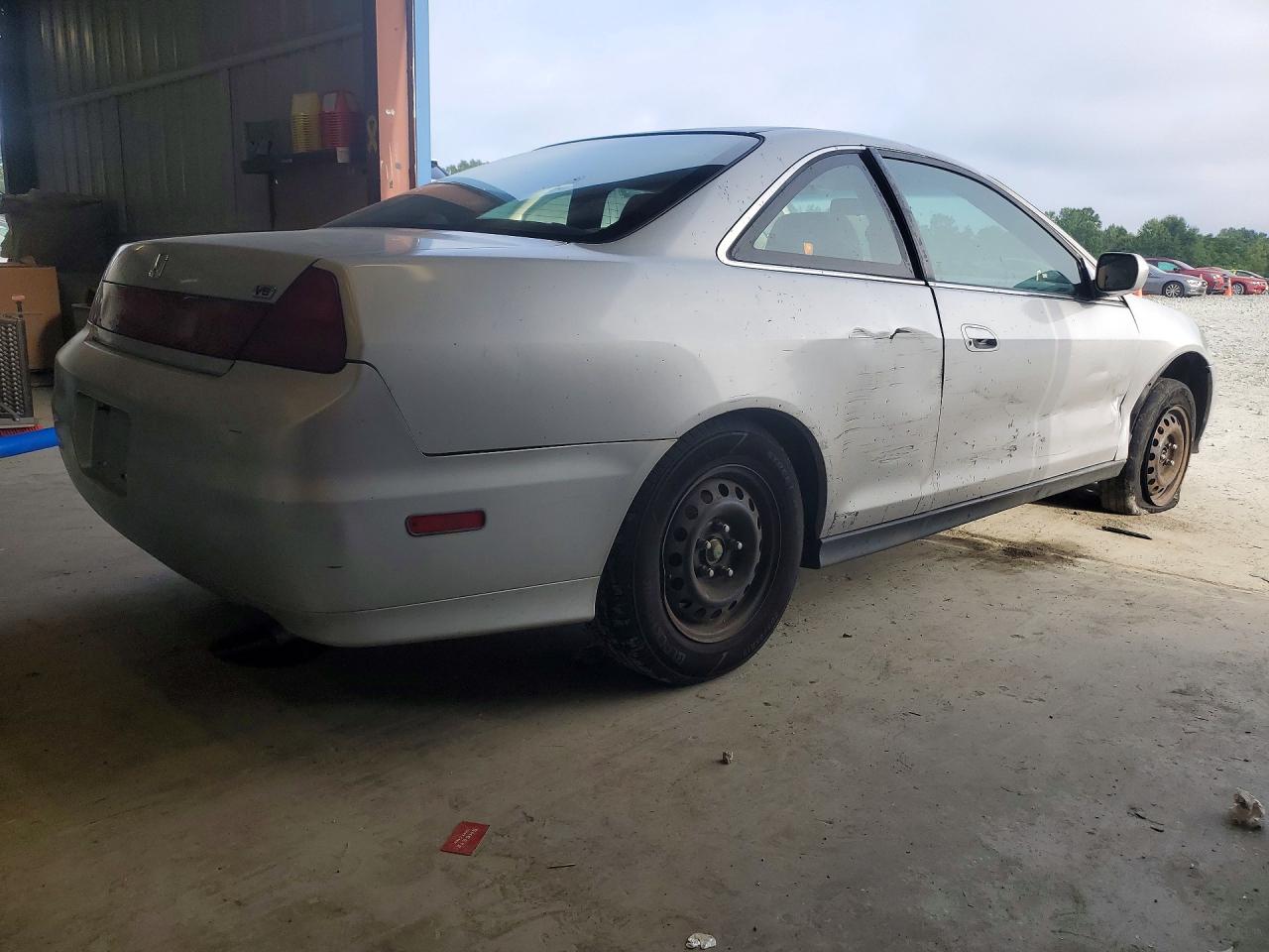 2002 Honda Accord Lx Silver vin: 1HGCG22412A011656
