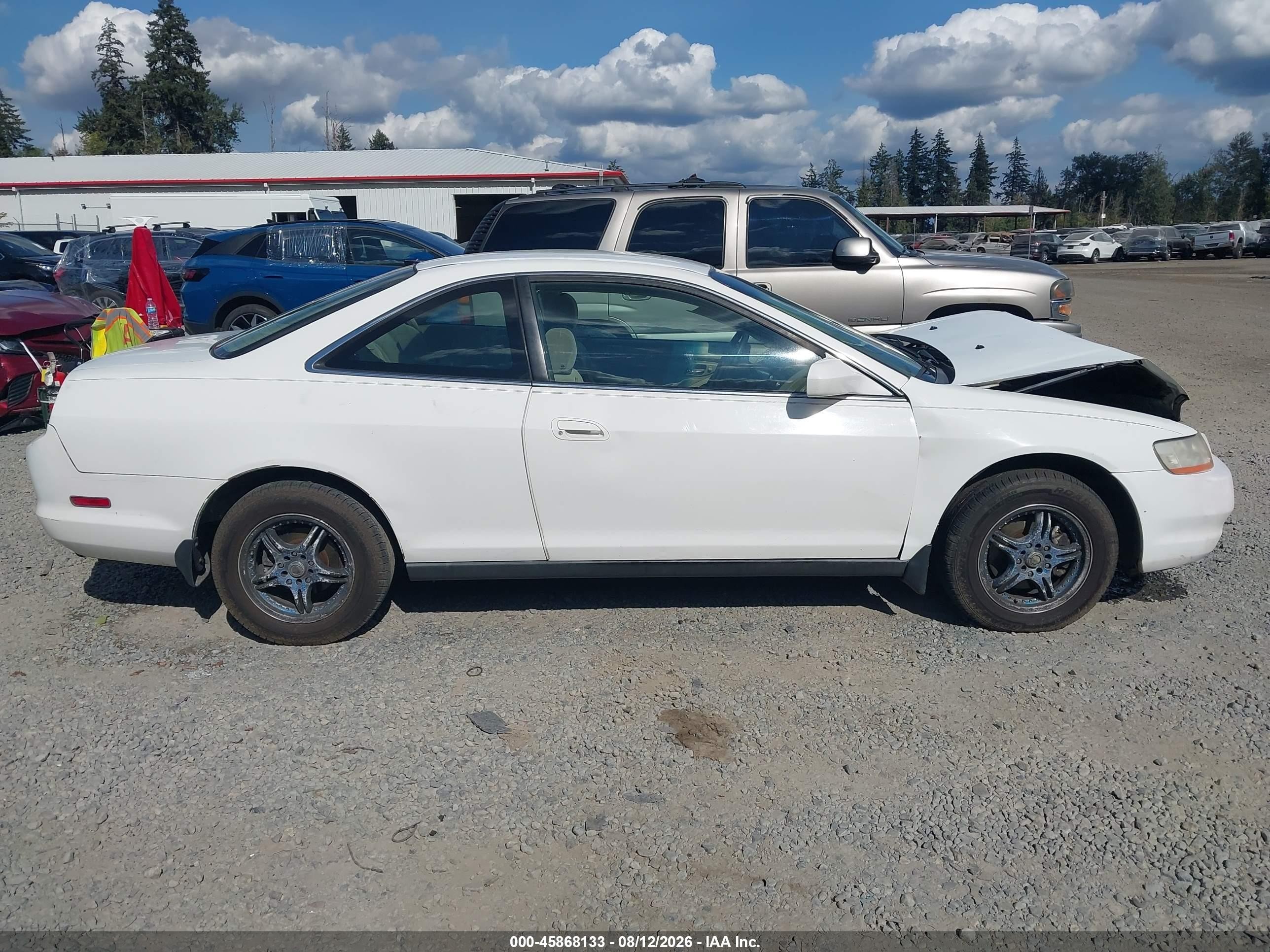 1998 Honda Accord Lx V6 Белый vin: 1HGCG2242WA030884
