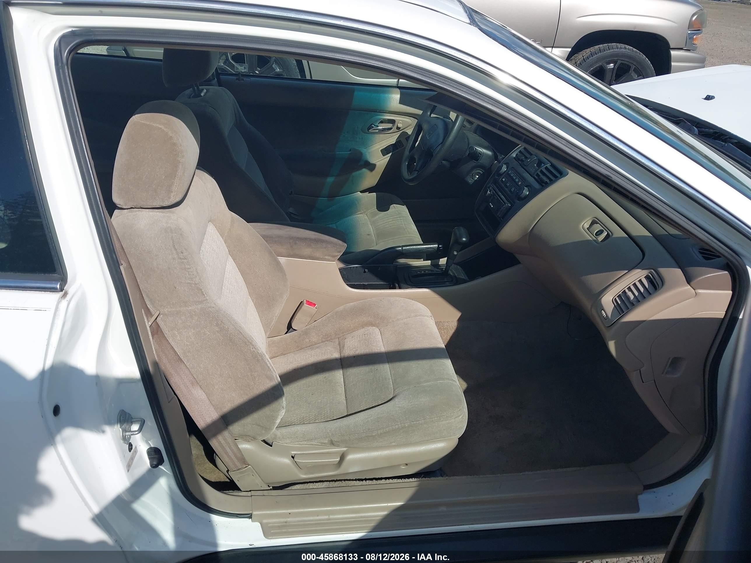1998 Honda Accord Lx V6 Белый vin: 1HGCG2242WA030884
