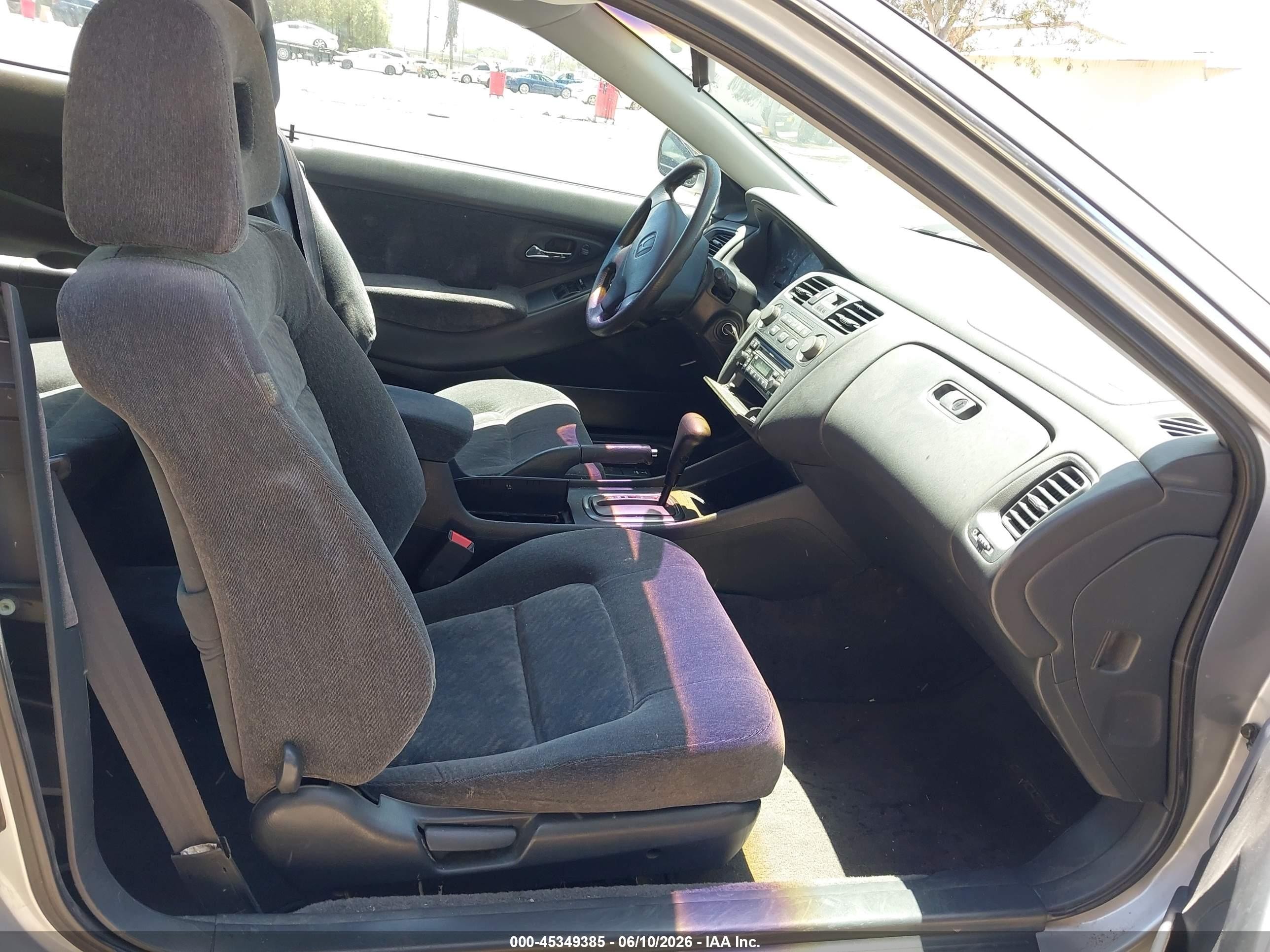 2001 Honda Accord 3.0 Lx Silver vin: 1HGCG22431A036329