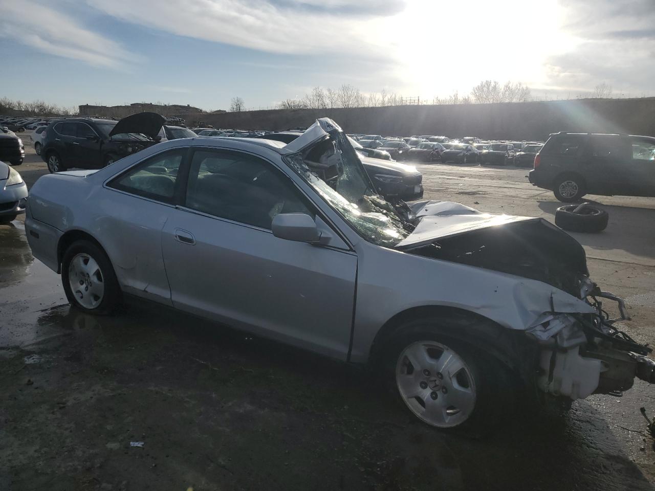 2001 Honda Accord Lx Silver vin: 1HGCG22451A015613