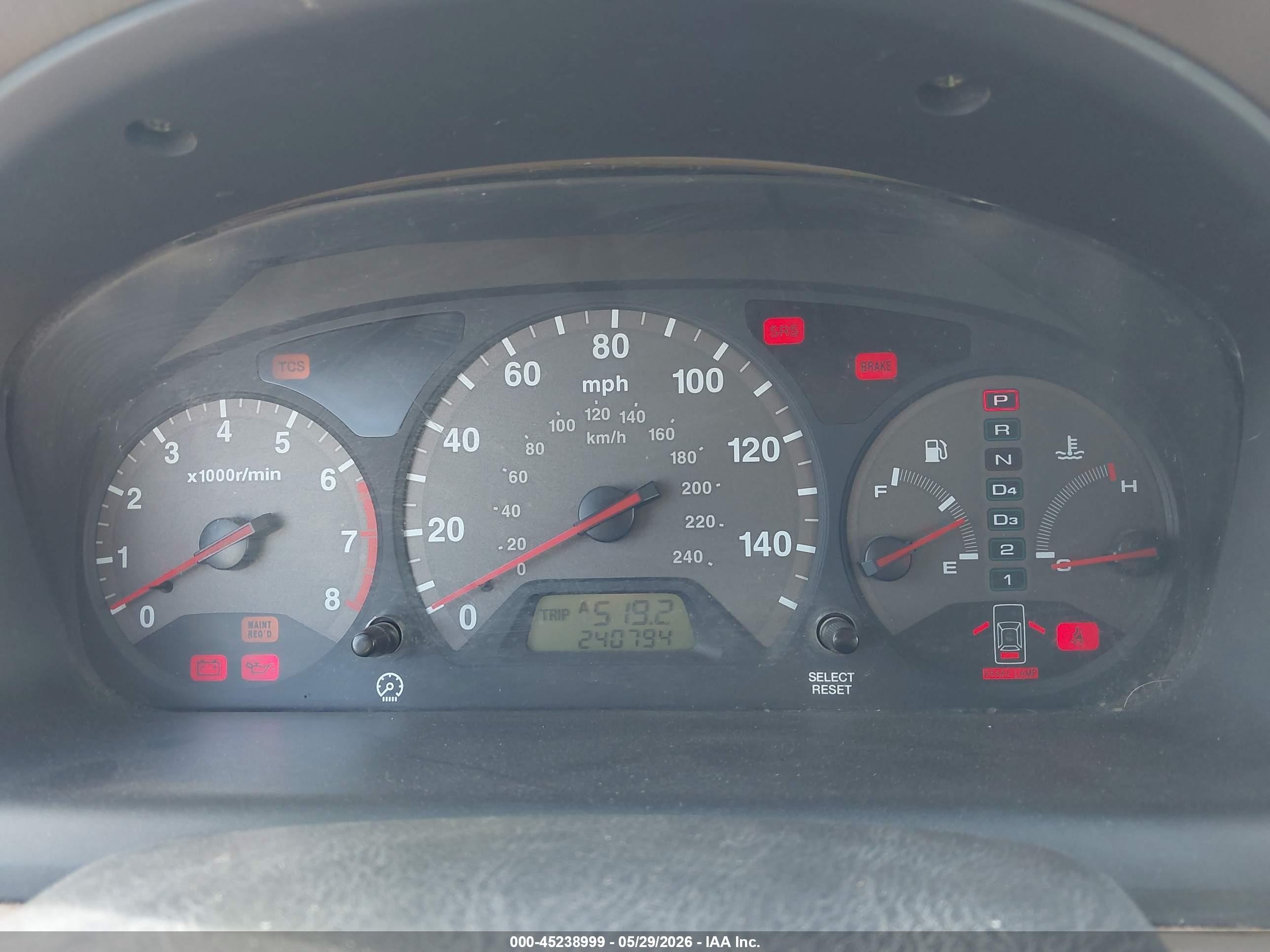 2002 Honda Accord 3.0 Lx Белый vin: 1HGCG22482A013632