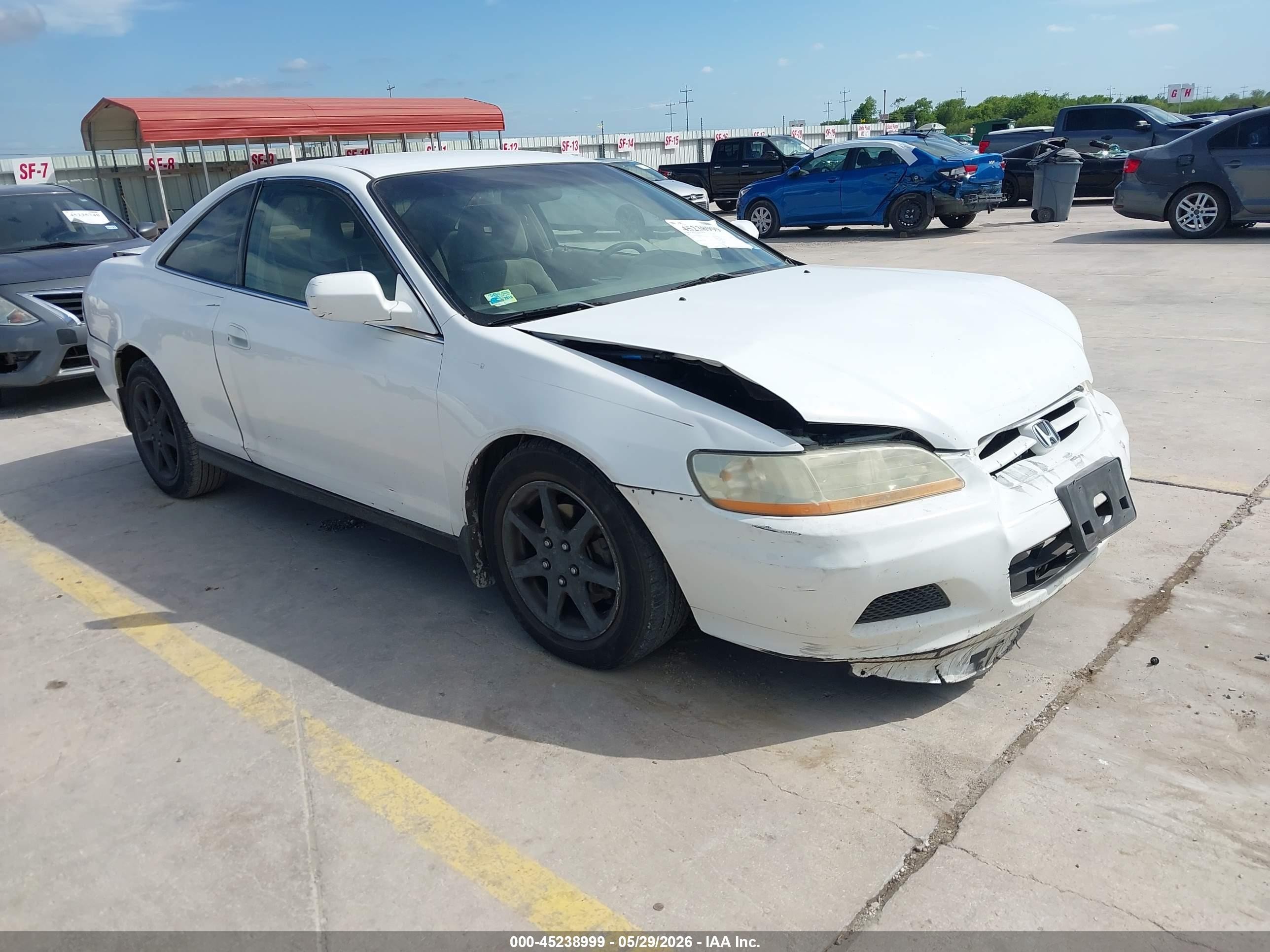 2002 Honda Accord 3.0 Lx Белый vin: 1HGCG22482A013632