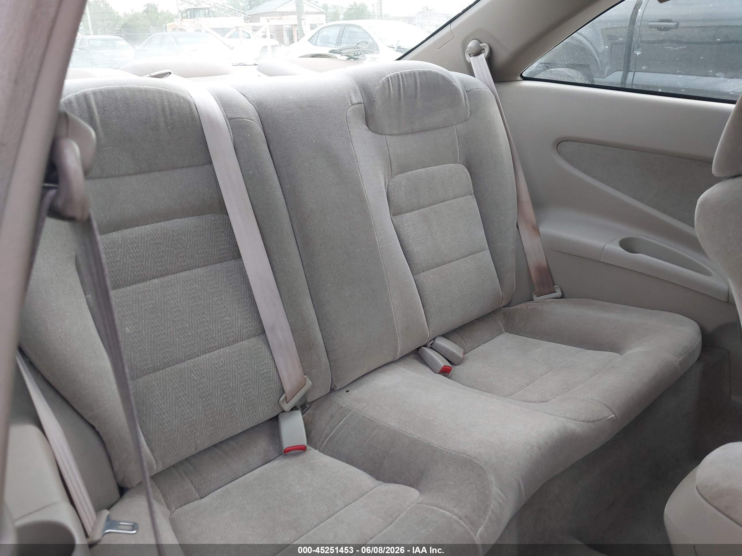 2000 Honda Accord 3.0 Lx White vin: 1HGCG2249YA026009