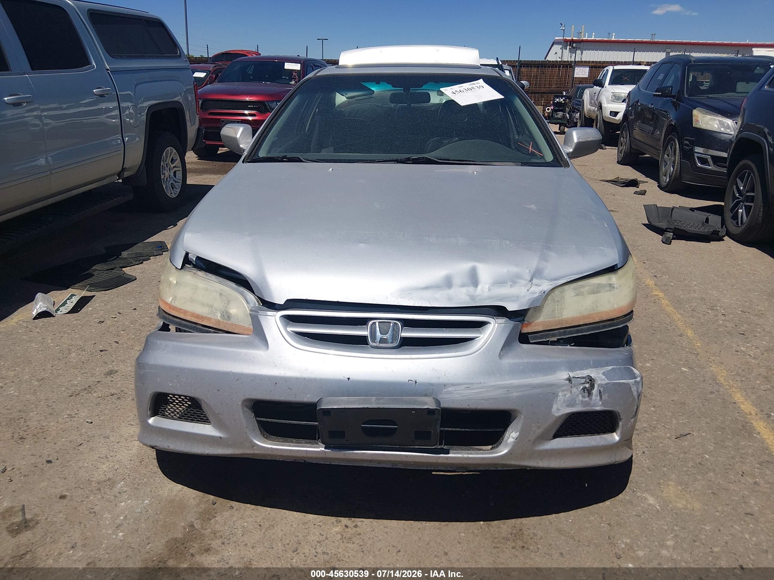 2001 Honda Accord 3.0 Ex Silver vin: 1HGCG22501A010053