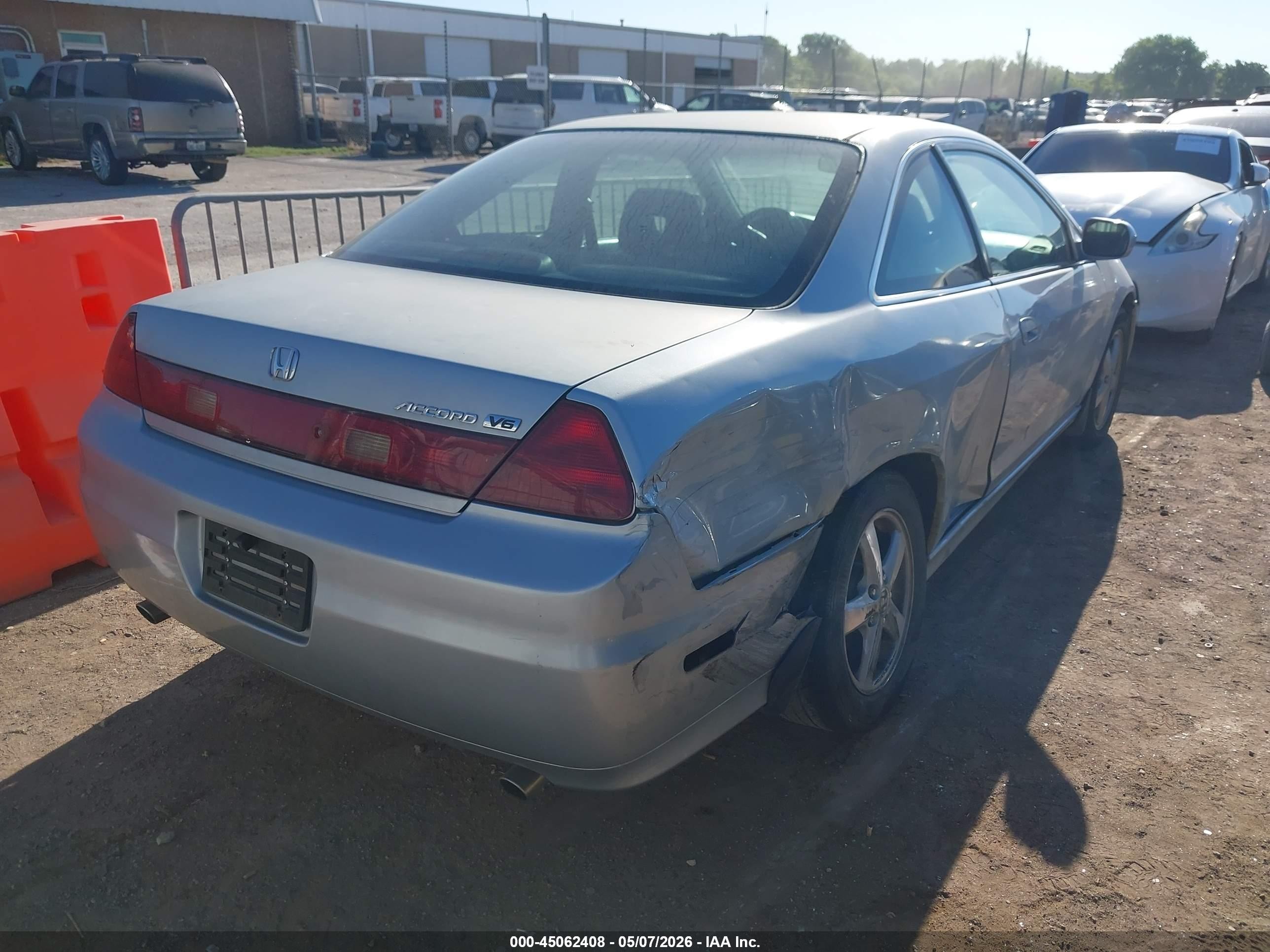 2002 Honda Accord 3.0 Ex Silver vin: 1HGCG22502A010779