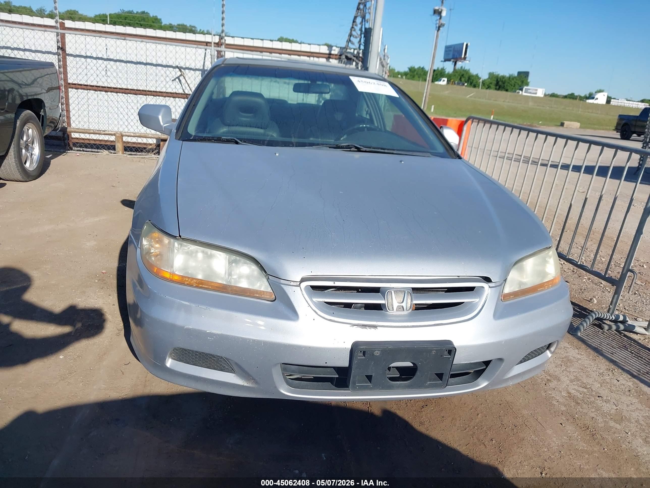 2002 Honda Accord 3.0 Ex Silver vin: 1HGCG22502A010779