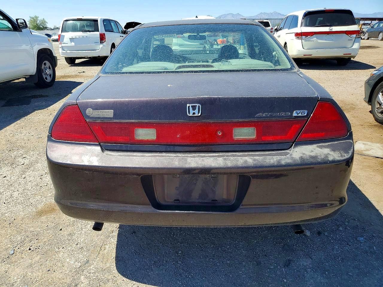1999 Honda Accord Ex Бордовый vin: 1HGCG2250XA024169