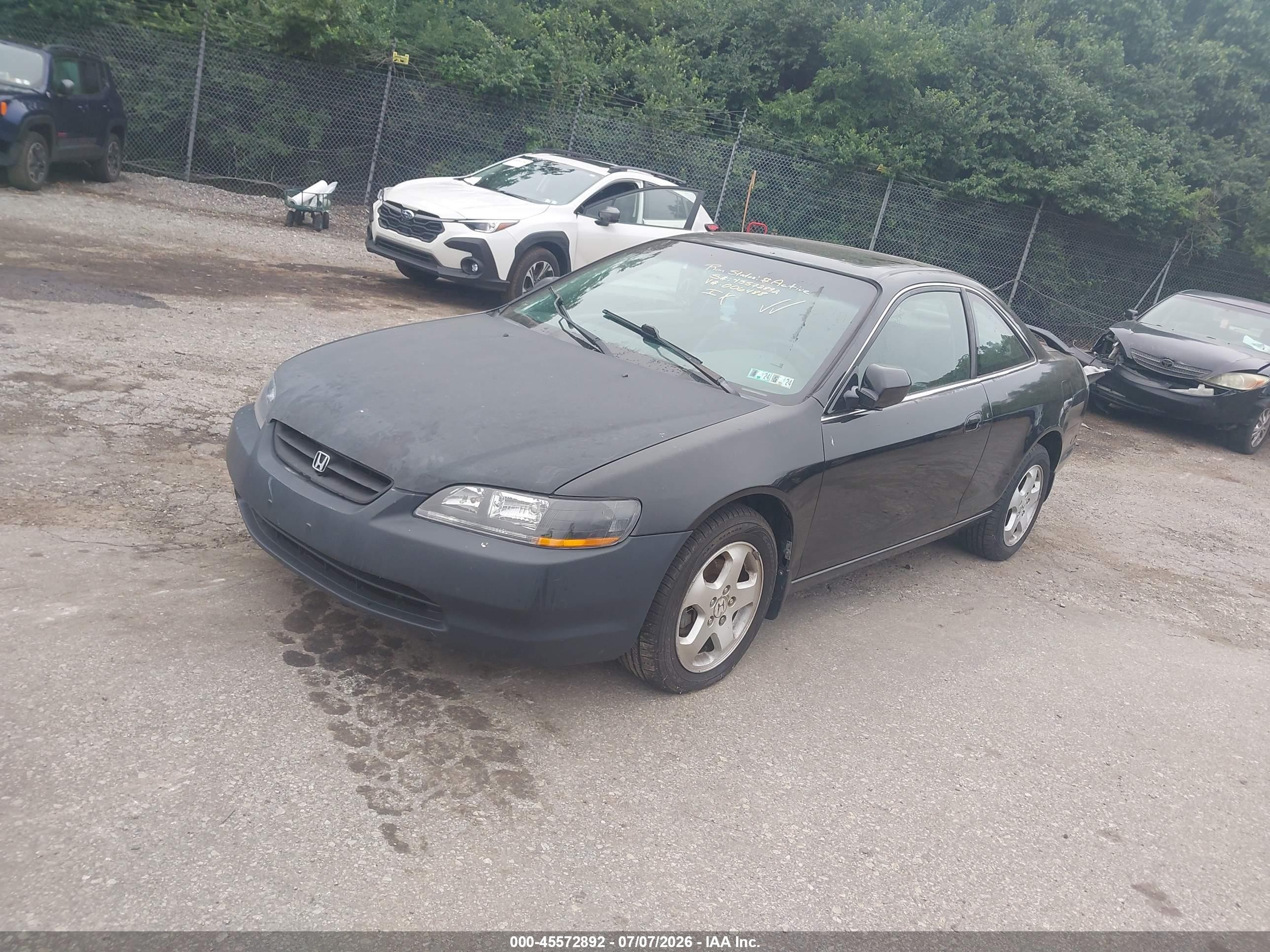 2000 Honda Accord 3.0 Ex Black vin: 1HGCG2251YA006488