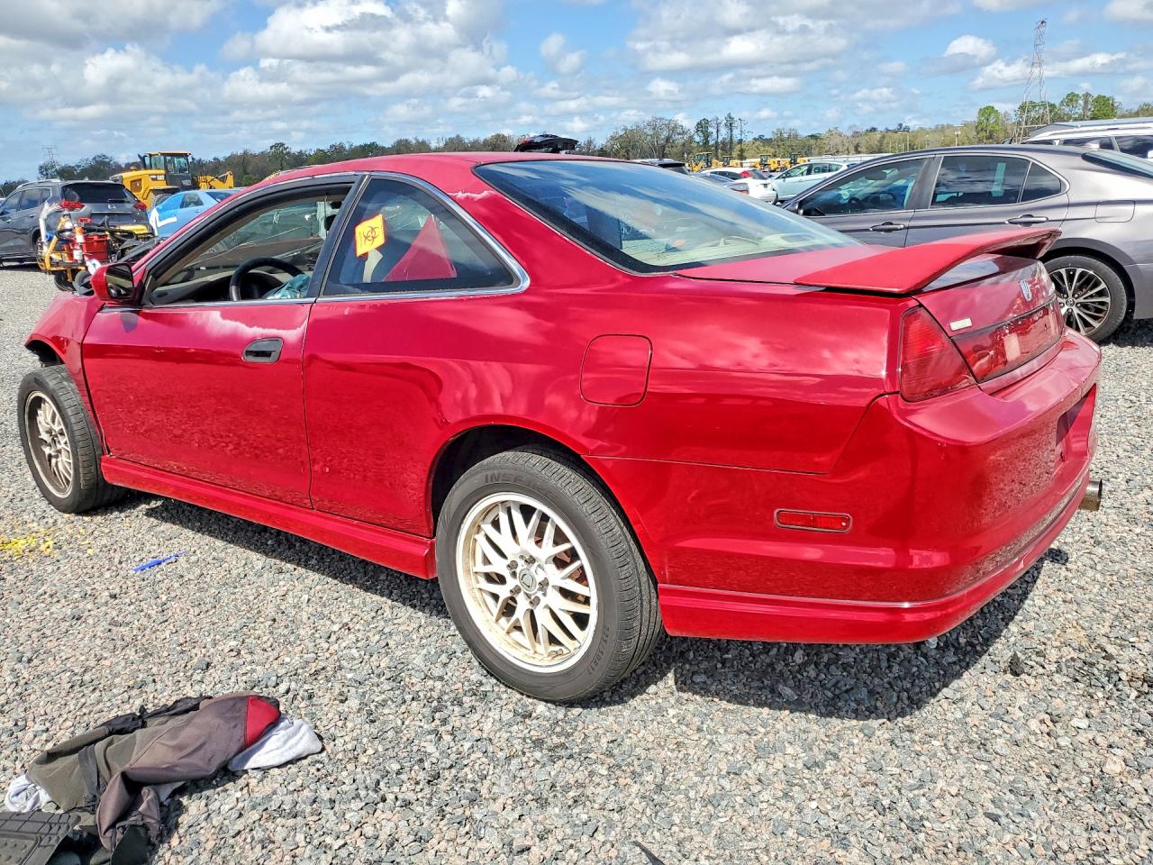 2000 Honda Accord Ex Красный vin: 1HGCG2251YA031617