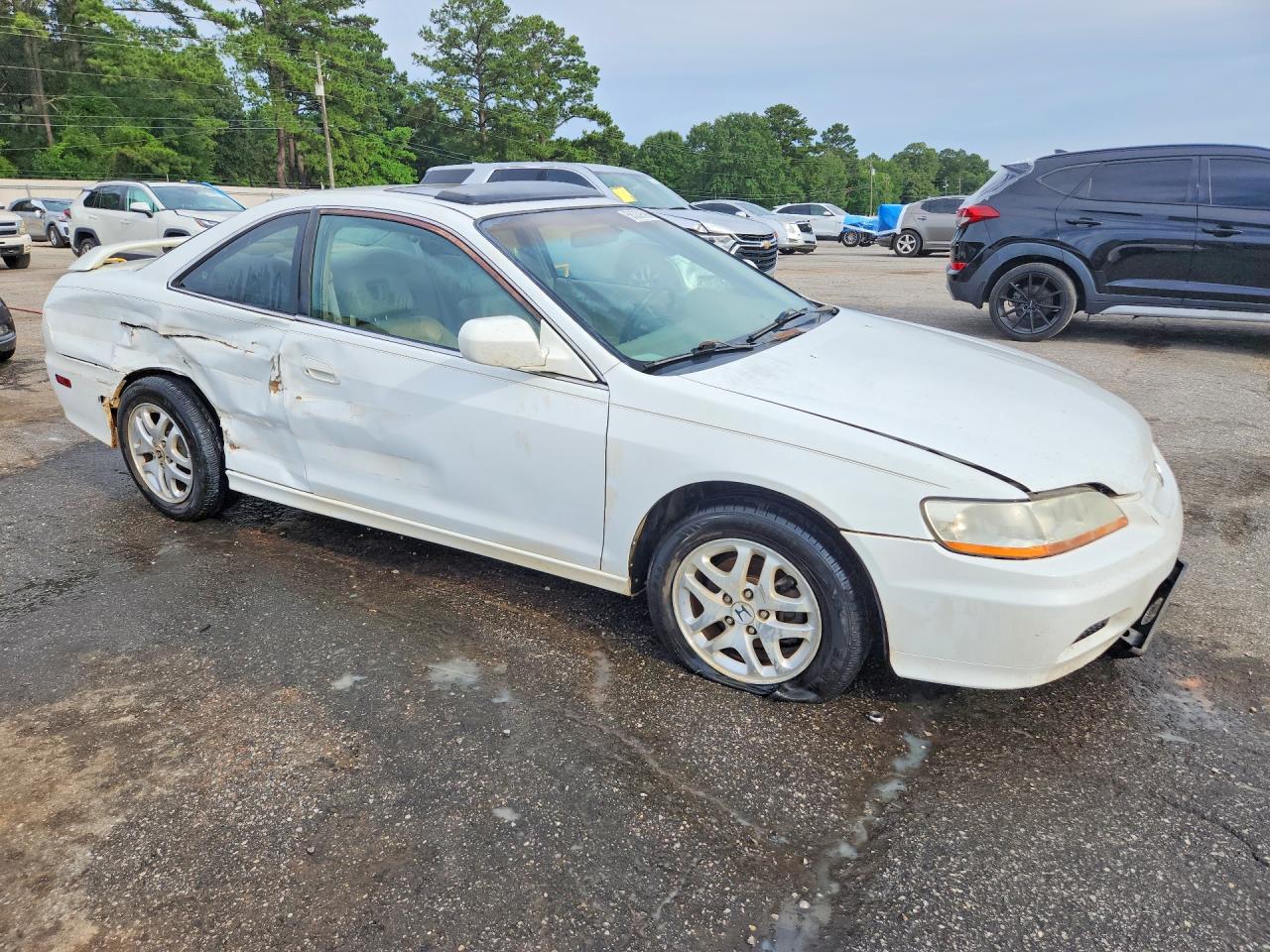 2001 Honda Accord Ex White vin: 1HGCG22521A005100