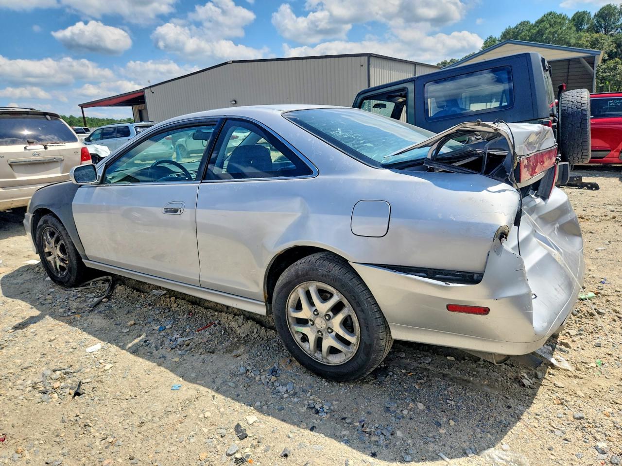 2002 Honda Accord Ex White vin: 1HGCG22522A003705