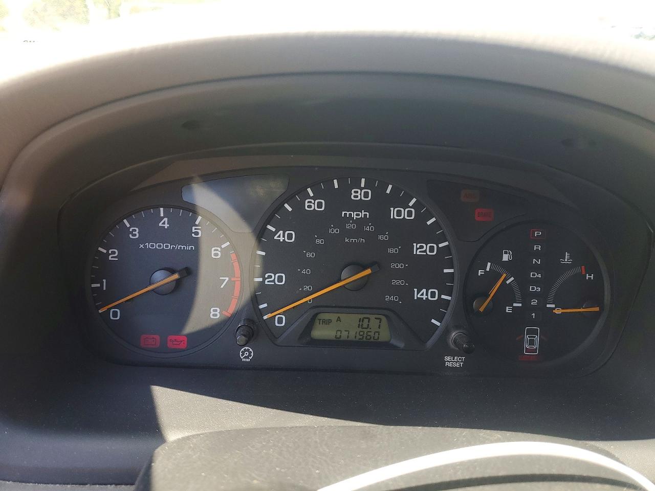 1998 Honda Accord Purple vin: 1HGCG2252WA026214