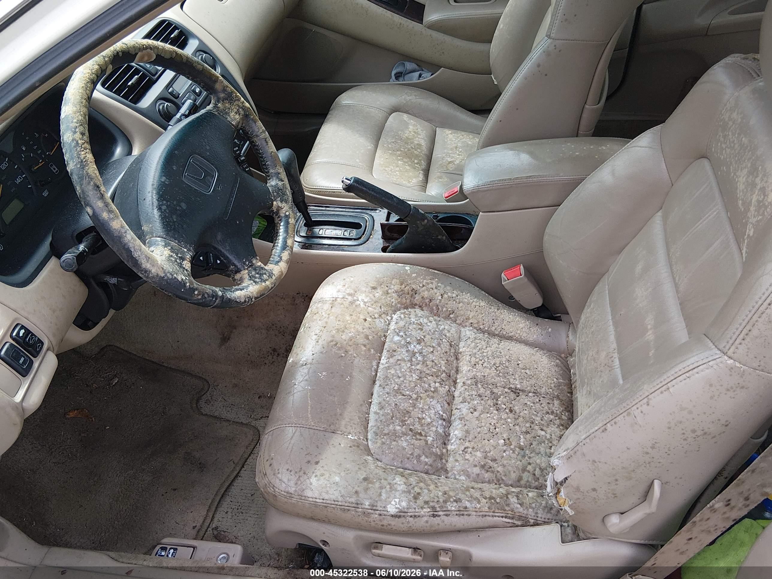 1999 Honda Accord Ex V6 White vin: 1HGCG2252XA026425