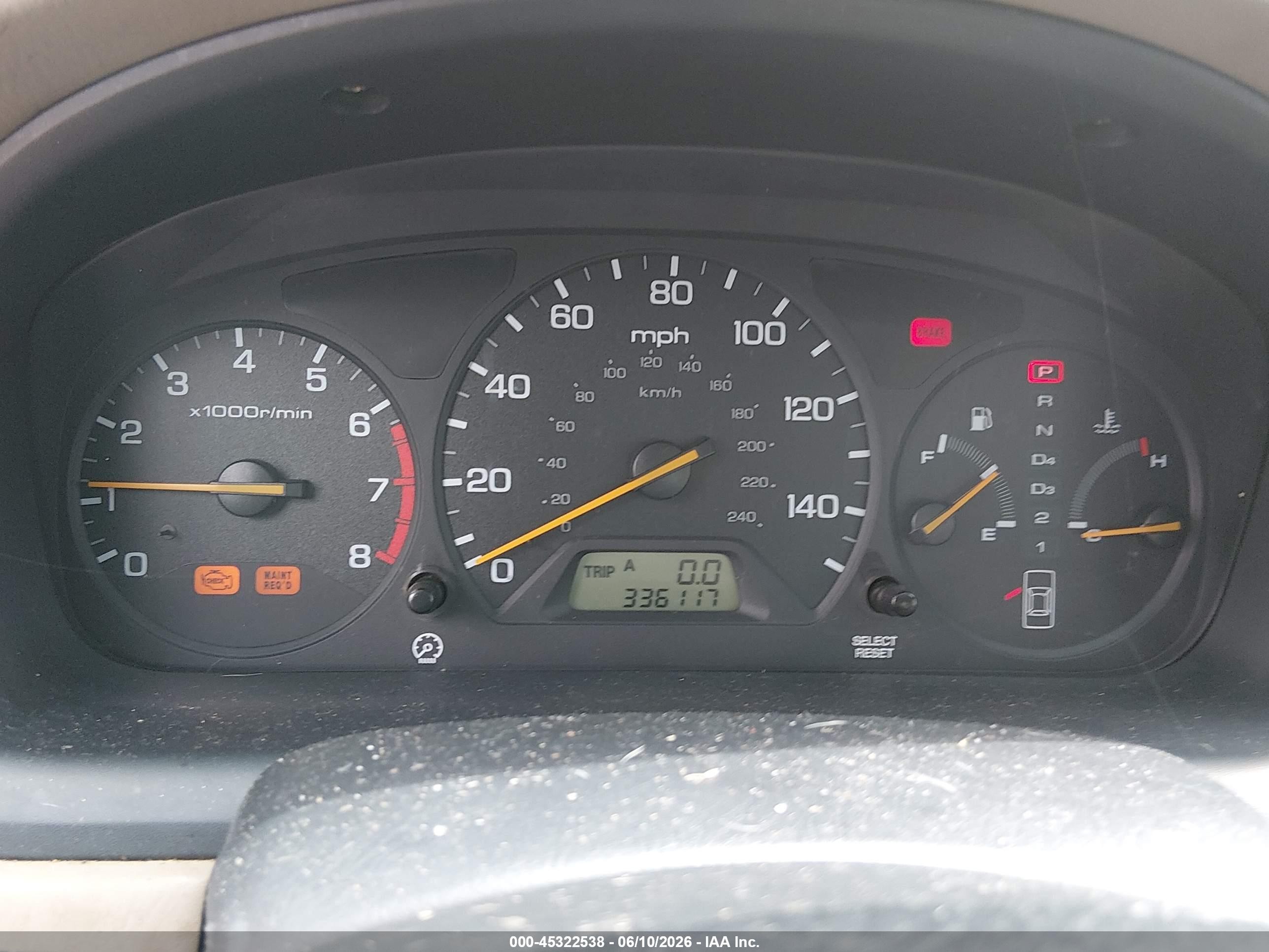 1999 Honda Accord Ex V6 White vin: 1HGCG2252XA026425