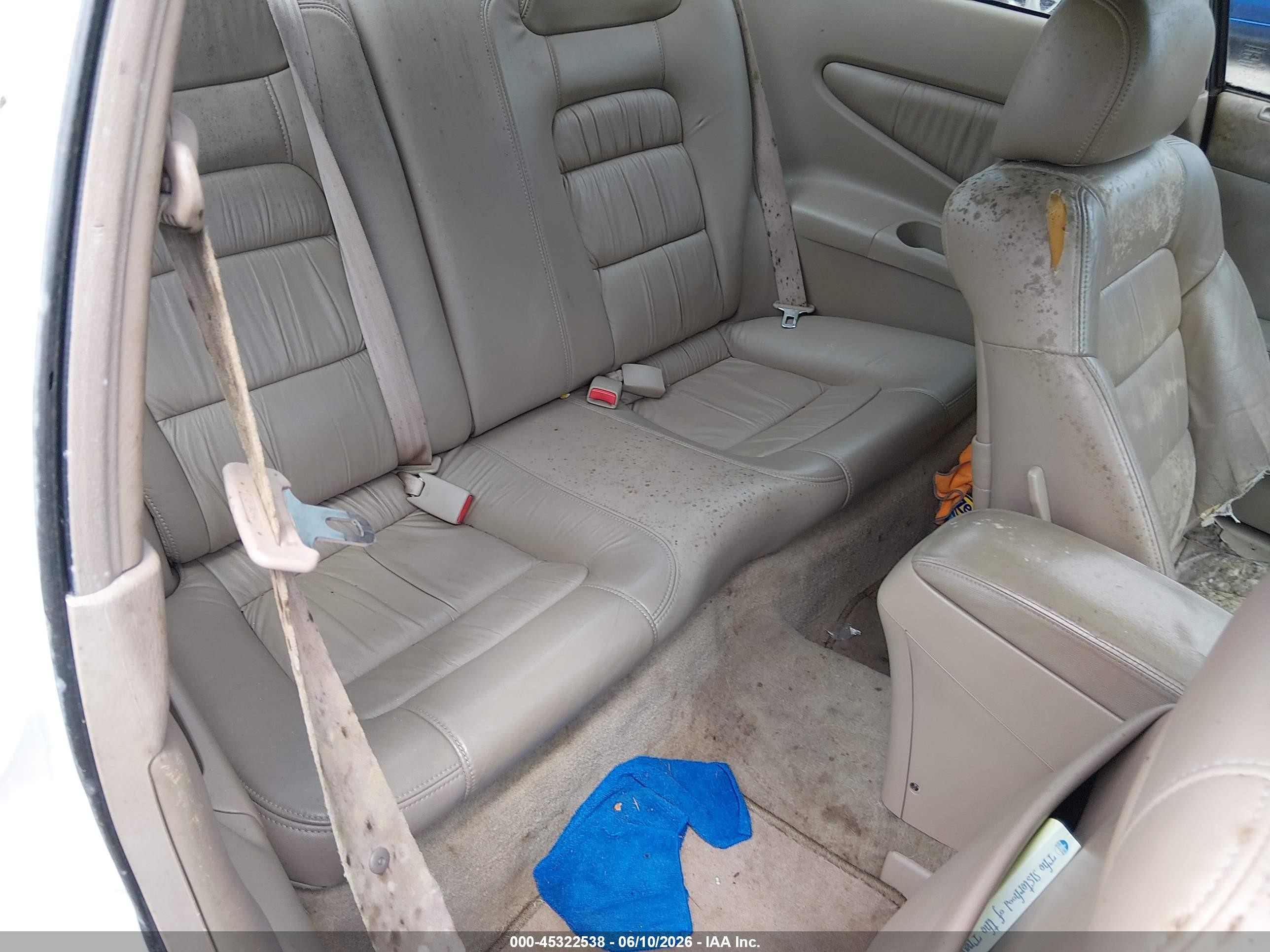 1999 Honda Accord Ex V6 White vin: 1HGCG2252XA026425