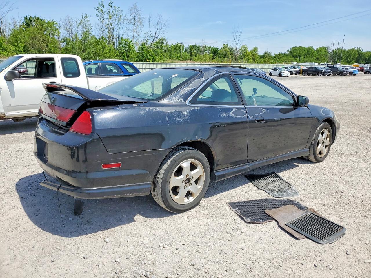 1998 Honda Accord Ex Black vin: 1HGCG2253WA025881