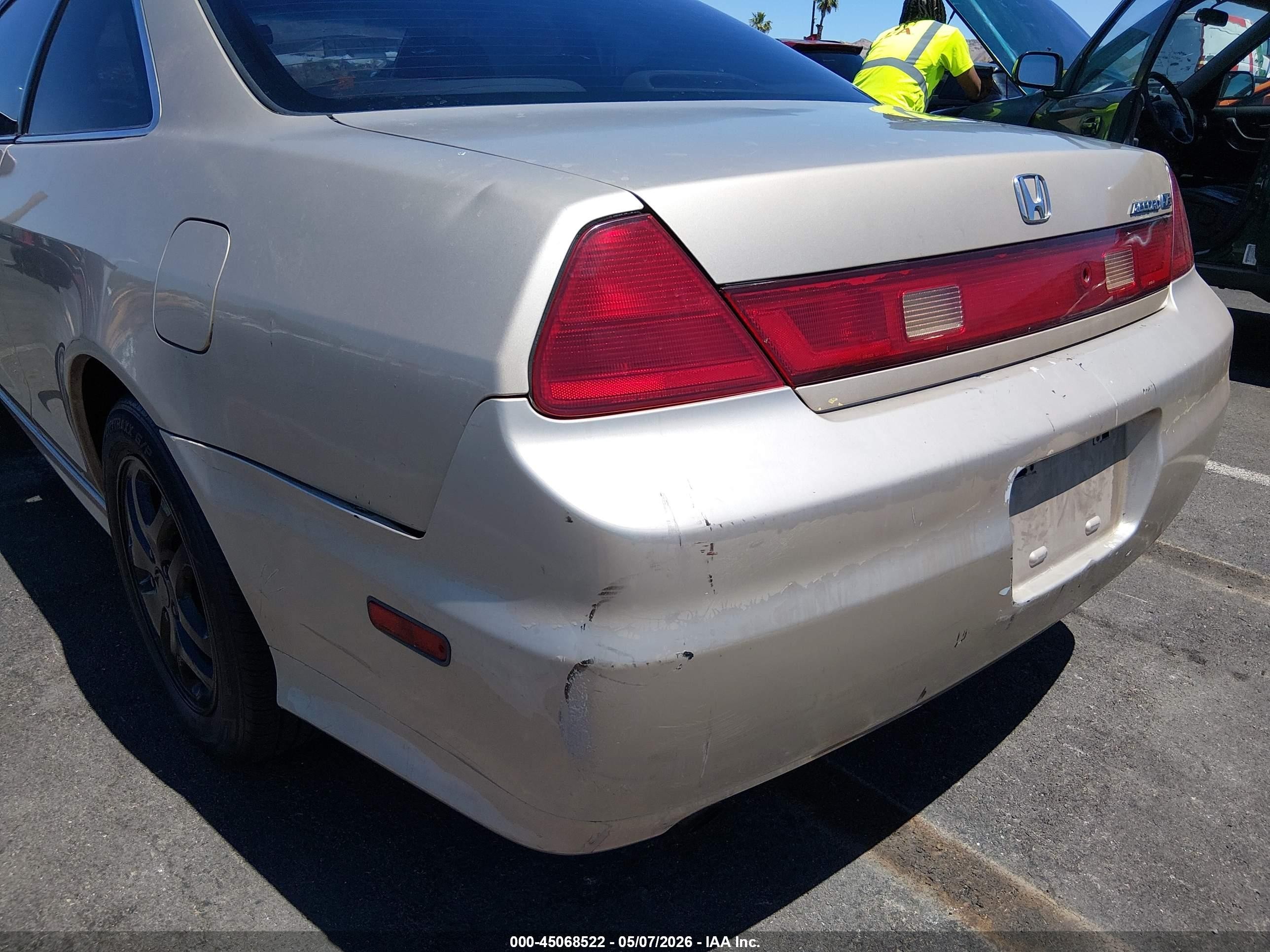 2001 Honda Accord 3.0 Ex Gold vin: 1HGCG22551A025034