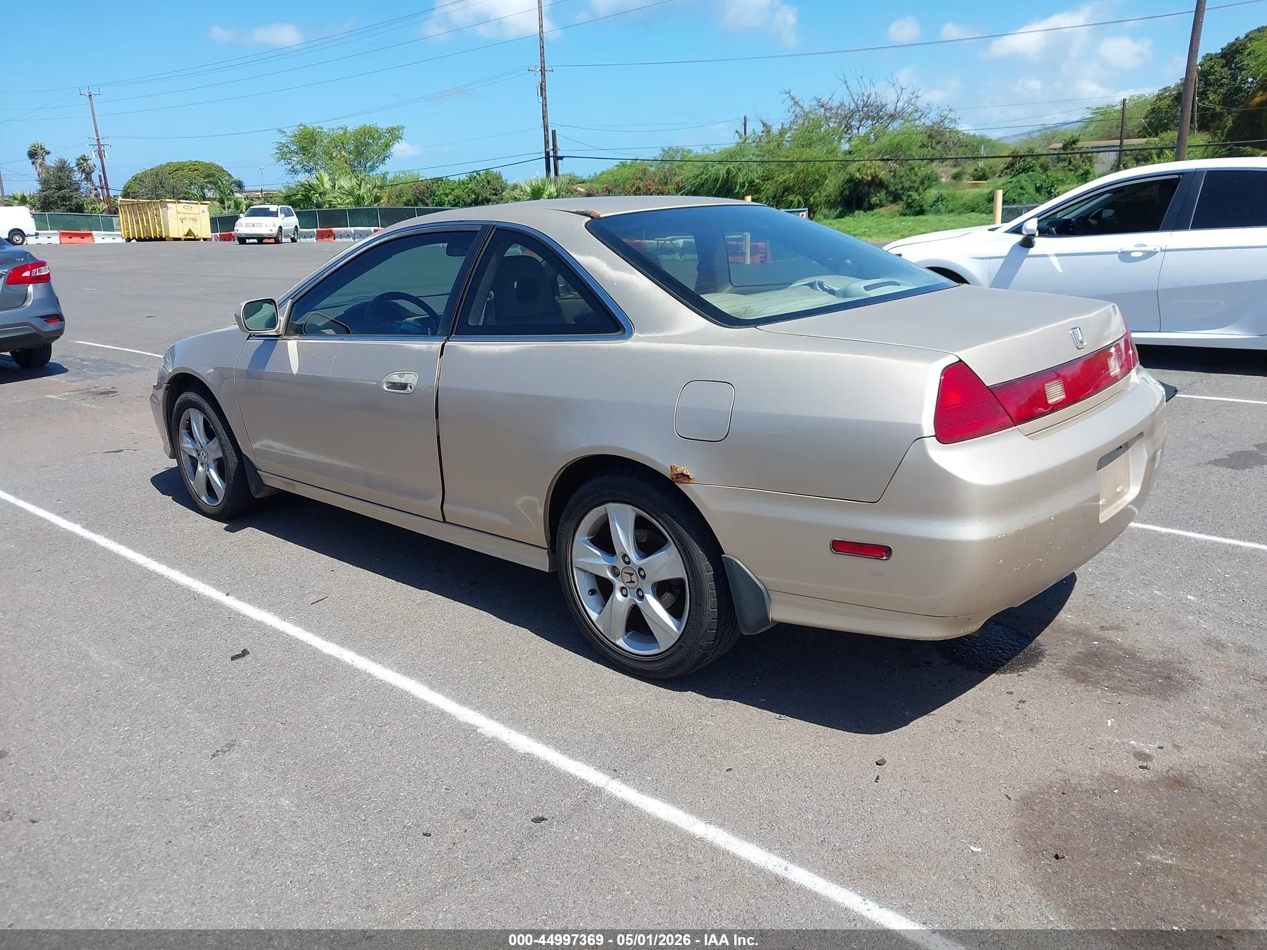 2002 Honda Accord 3.0 Ex Gold vin: 1HGCG22552A028050
