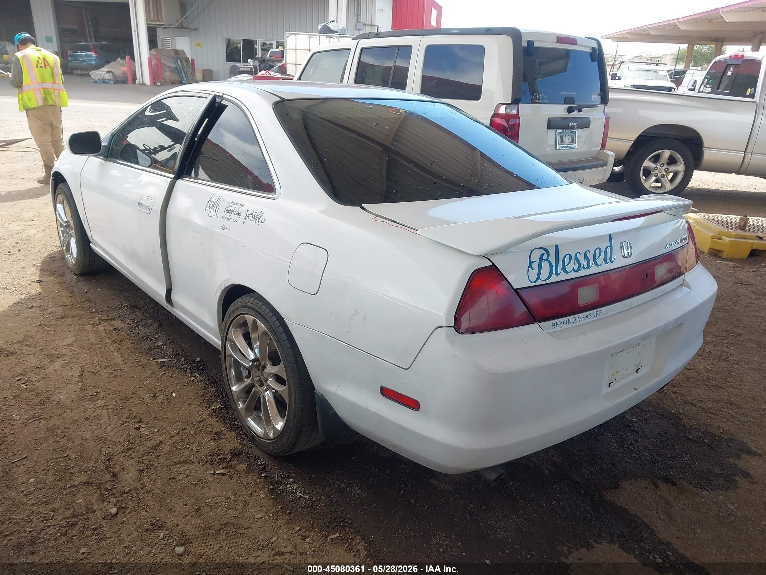 1999 Honda Accord Ex V6 Белый vin: 1HGCG2255XA009344