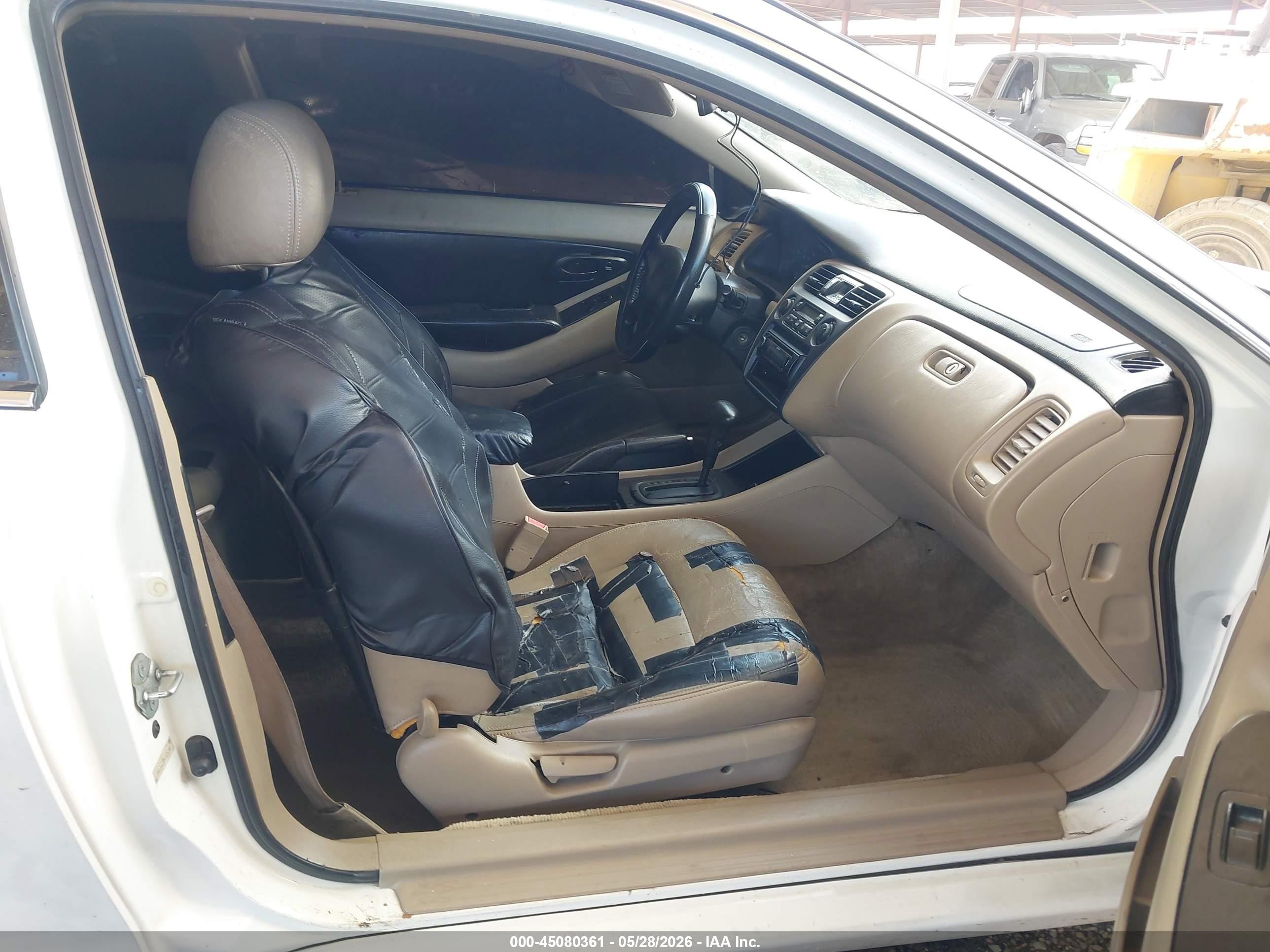 1999 Honda Accord Ex V6 Белый vin: 1HGCG2255XA009344