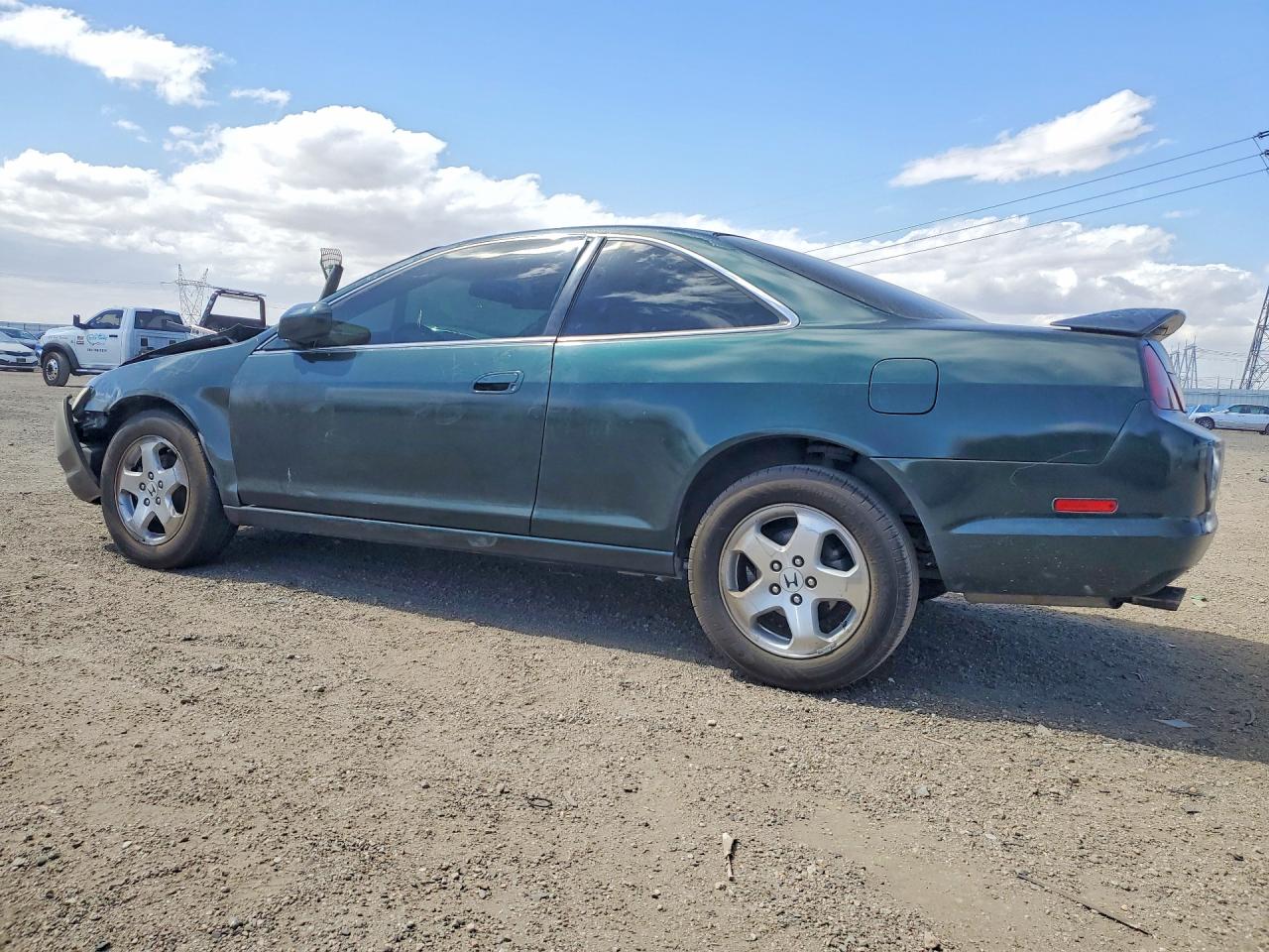 1999 Honda Accord Ex Зеленый vin: 1HGCG2255XA017556