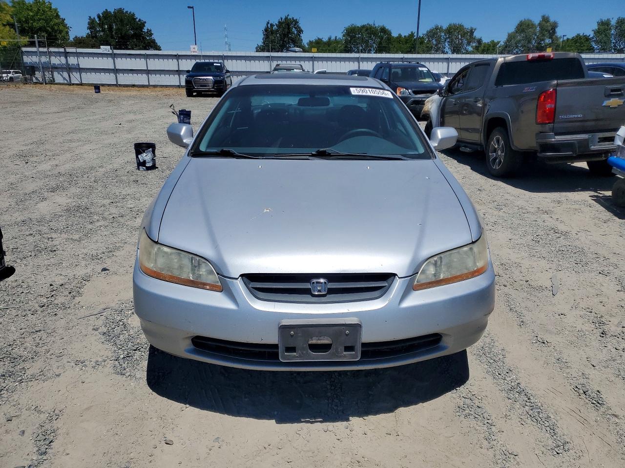 2000 Honda Accord Ex Silver vin: 1HGCG2256YA025344
