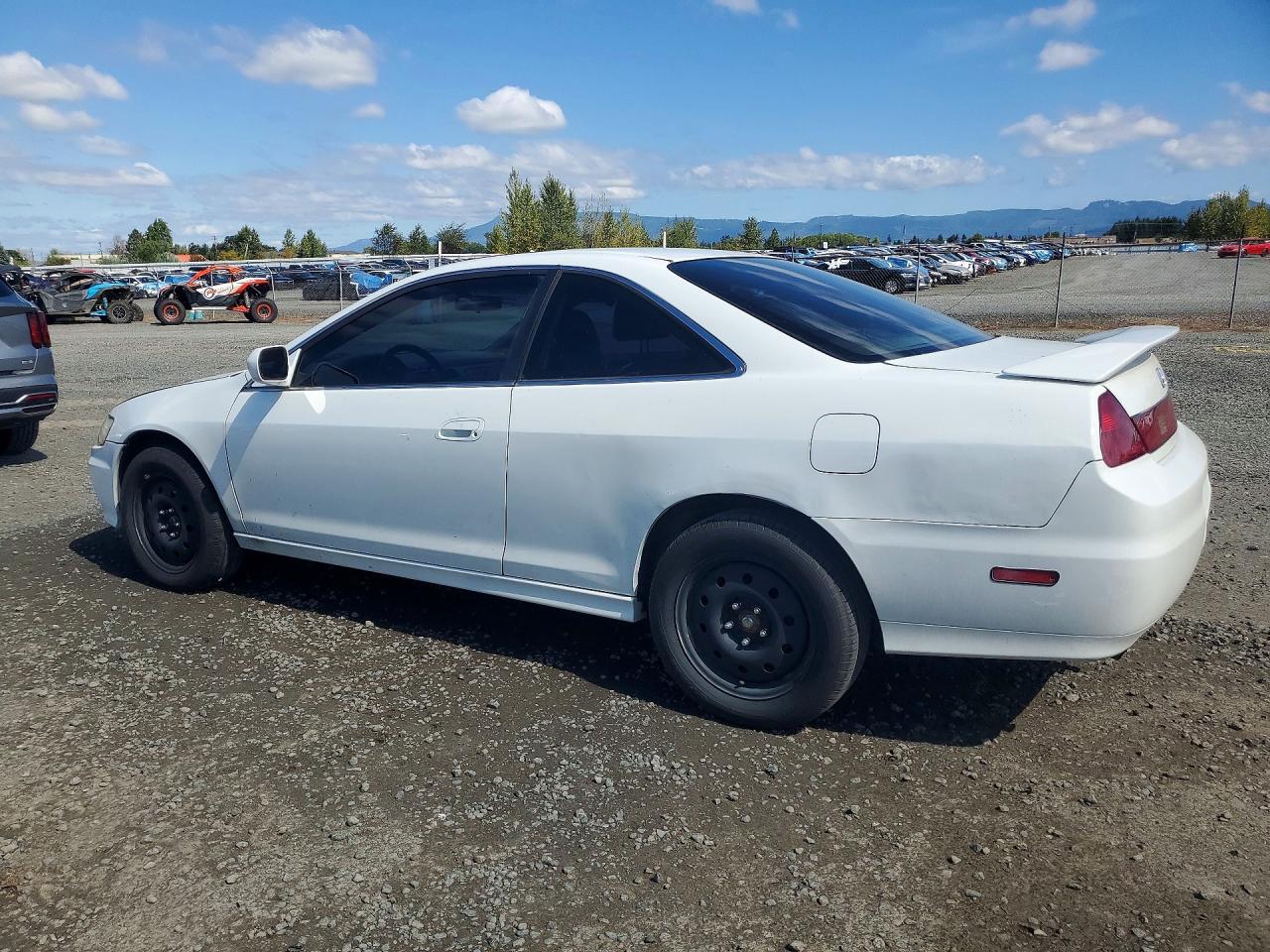 2001 Honda Accord Ex White vin: 1HGCG22571A017176