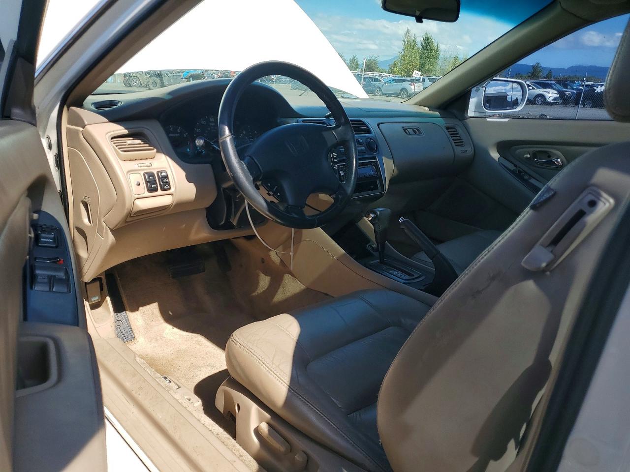 2001 Honda Accord Ex White vin: 1HGCG22571A017176