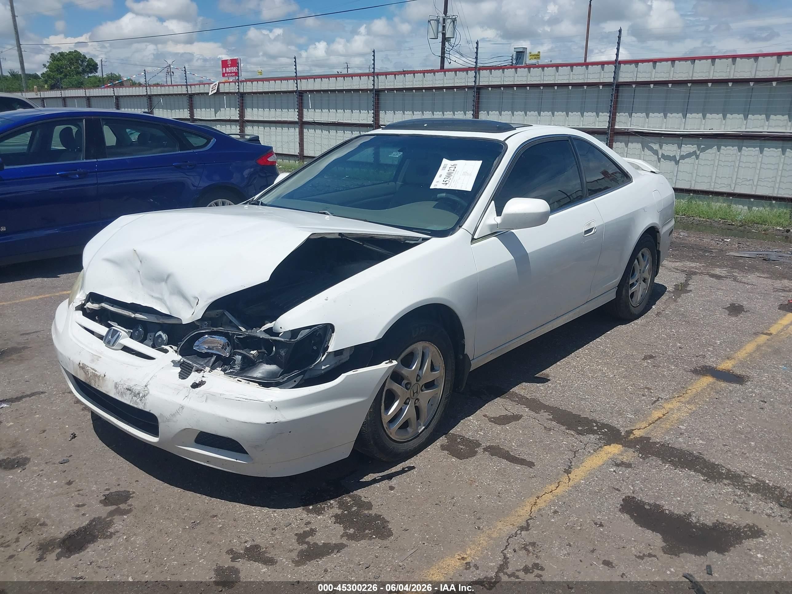 2001 Honda Accord 3.0 Ex White vin: 1HGCG22571A034124