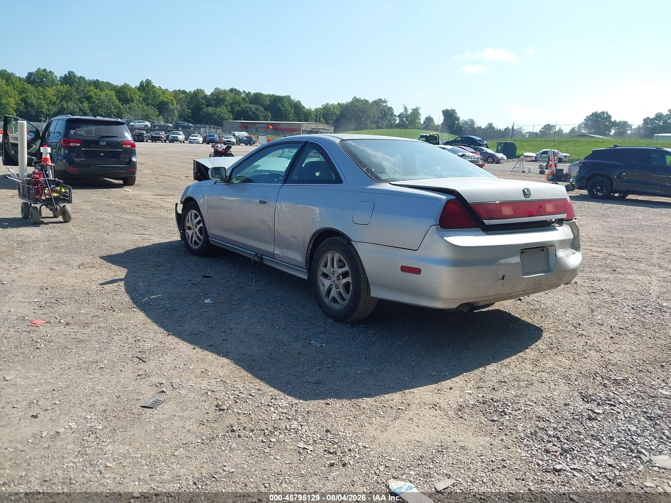 2002 Honda Accord 3.0 Ex Silver vin: 1HGCG22592A028410