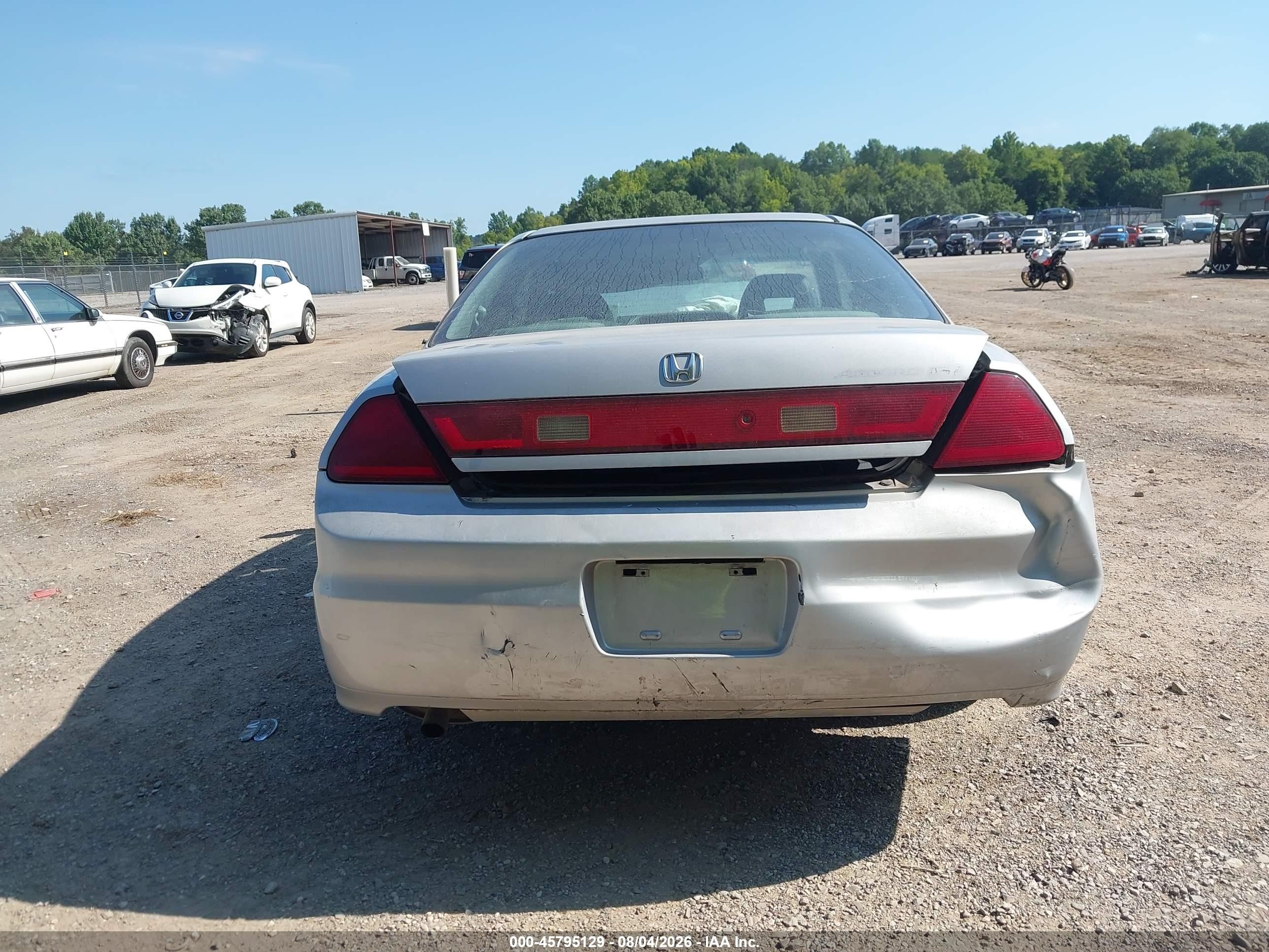 2002 Honda Accord 3.0 Ex Silver vin: 1HGCG22592A028410