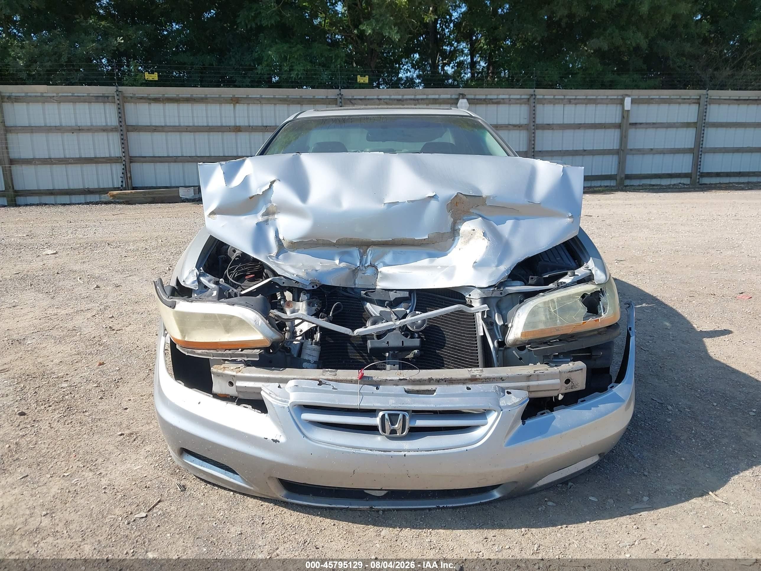 2002 Honda Accord 3.0 Ex Silver vin: 1HGCG22592A028410