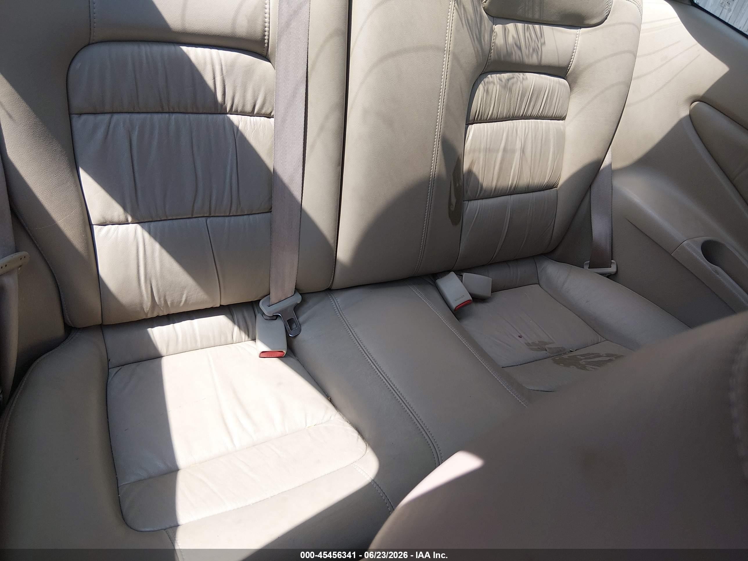 1999 Honda Accord Ex V6 White vin: 1HGCG2259XA009394
