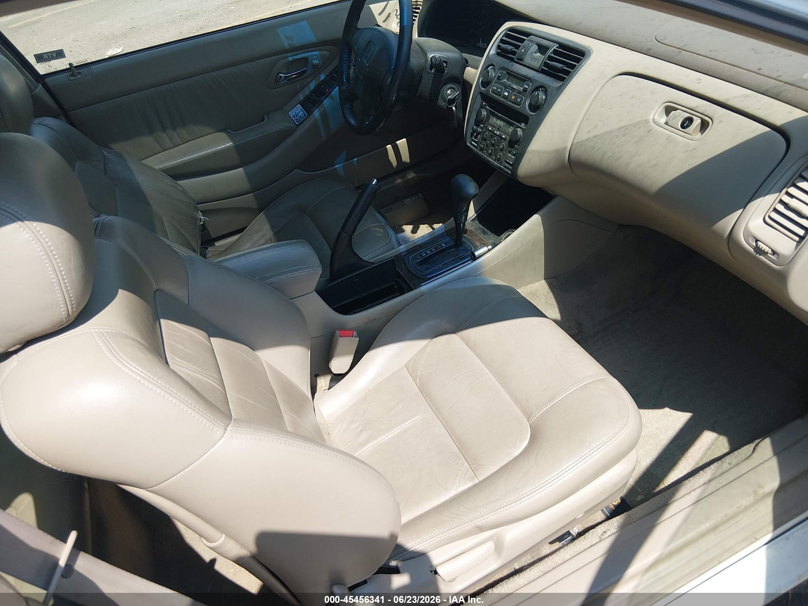 1999 Honda Accord Ex V6 White vin: 1HGCG2259XA009394