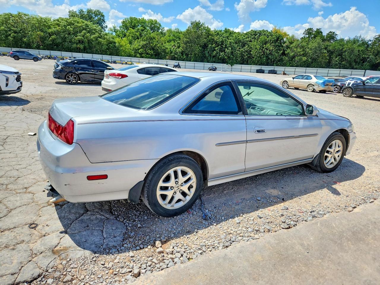 2001 Honda Accord Ex Silver vin: 1HGCG225X1A032805