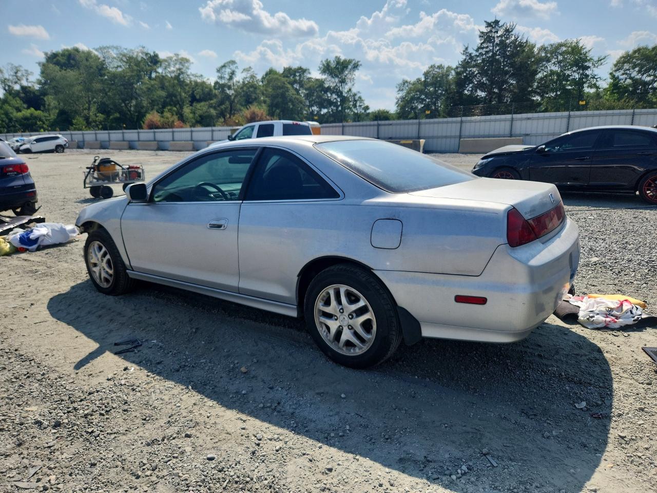 2002 Honda Accord Ex Silver vin: 1HGCG225X2A006187