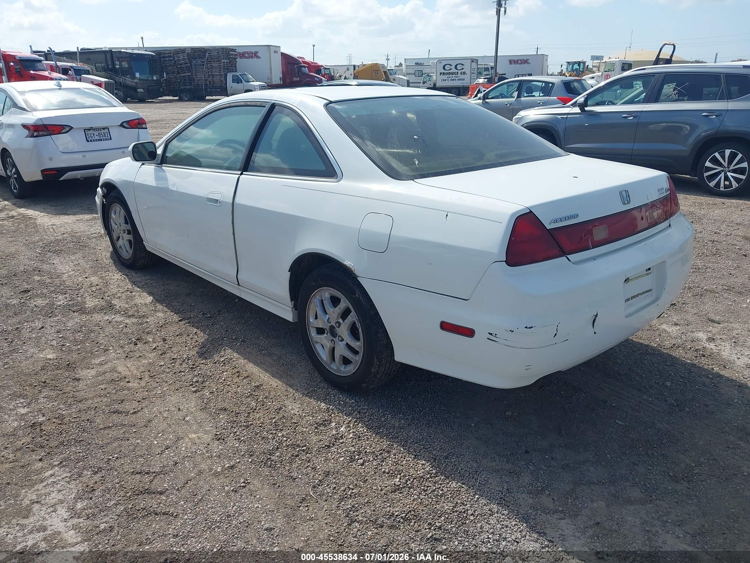 2002 Honda Accord 3.0 Ex White vin: 1HGCG225X2A023295