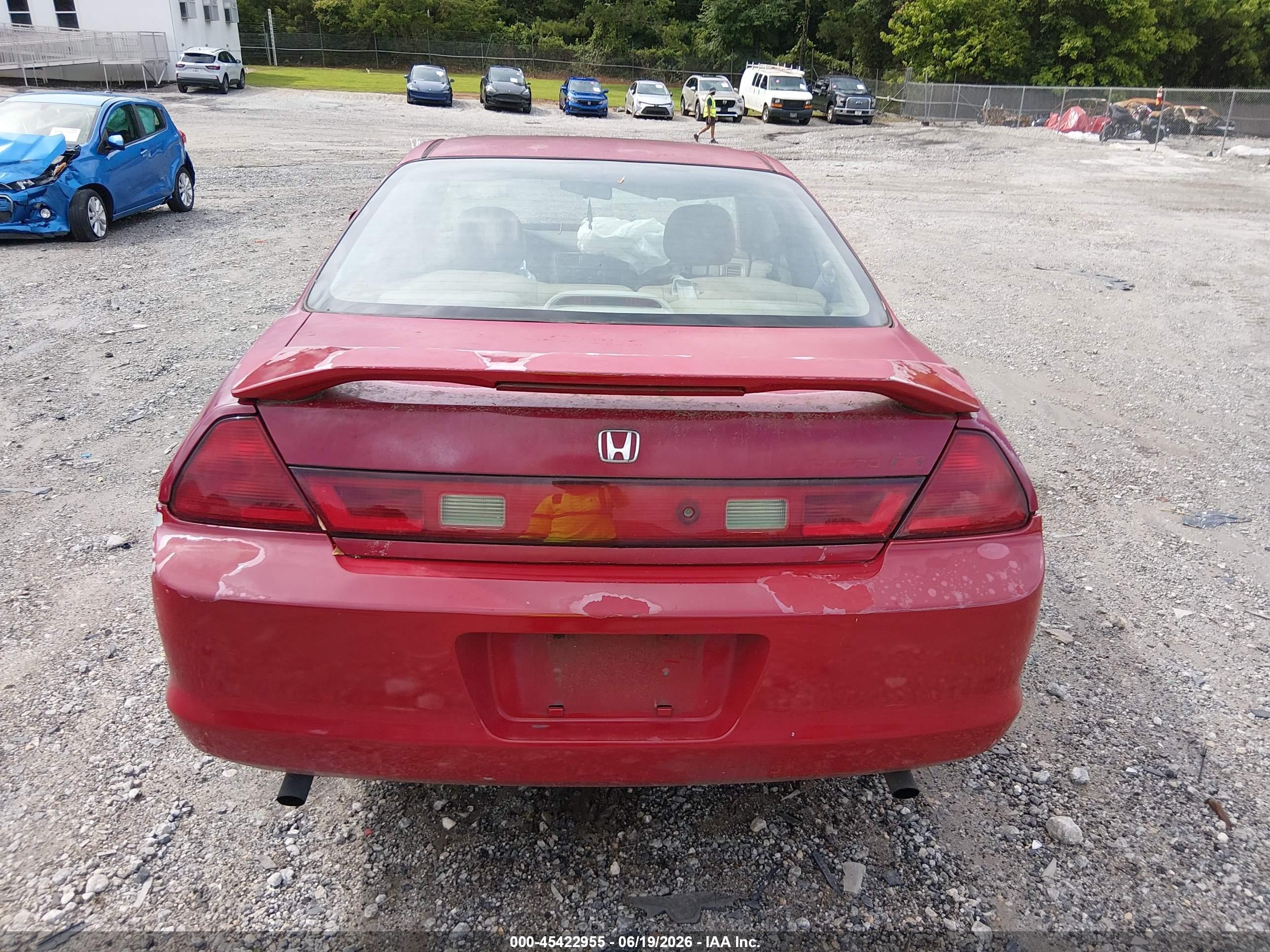2000 Honda Accord 3.0 Ex Красный vin: 1HGCG225XYA026724